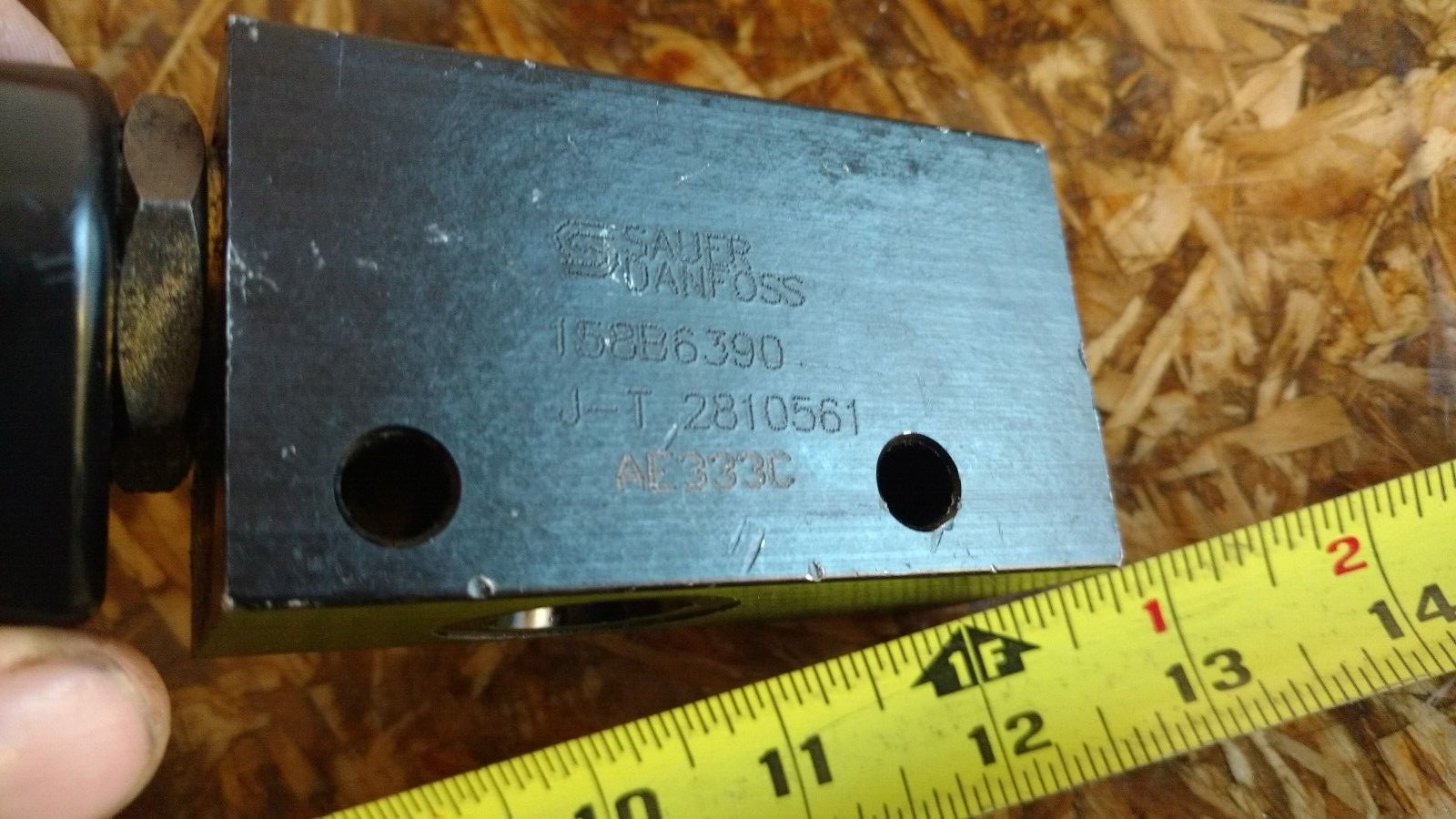 158B6390 DANFOSS SAUER DANFOSS VALVE SOLENOID, 12Vdc, 1/2″ ORB Port’s