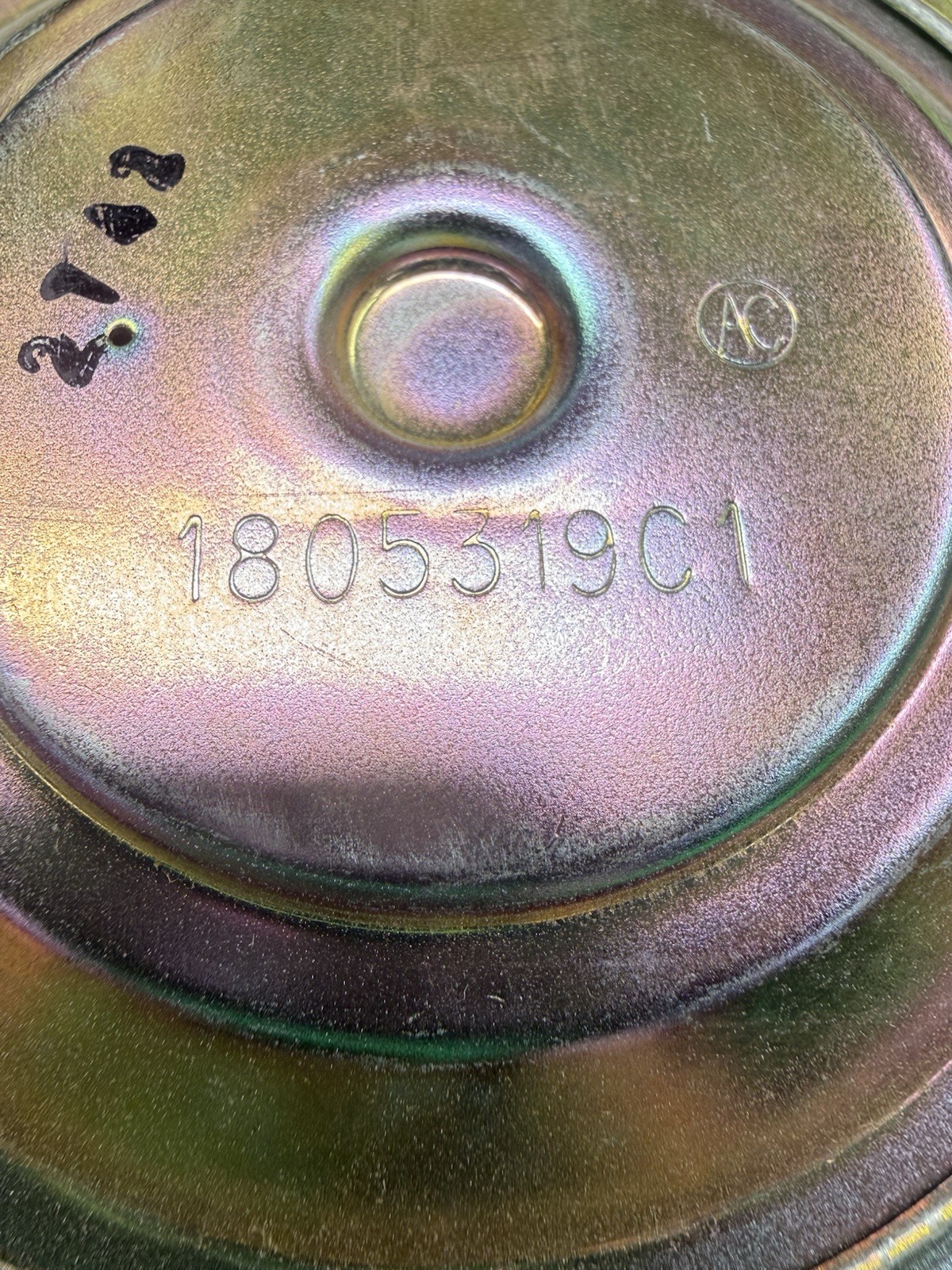 INTERNATIONAL 1805319C1 CRANKCASE VENT PRESSURE RELIEF VALVE T444E 7.3L💥FS💥