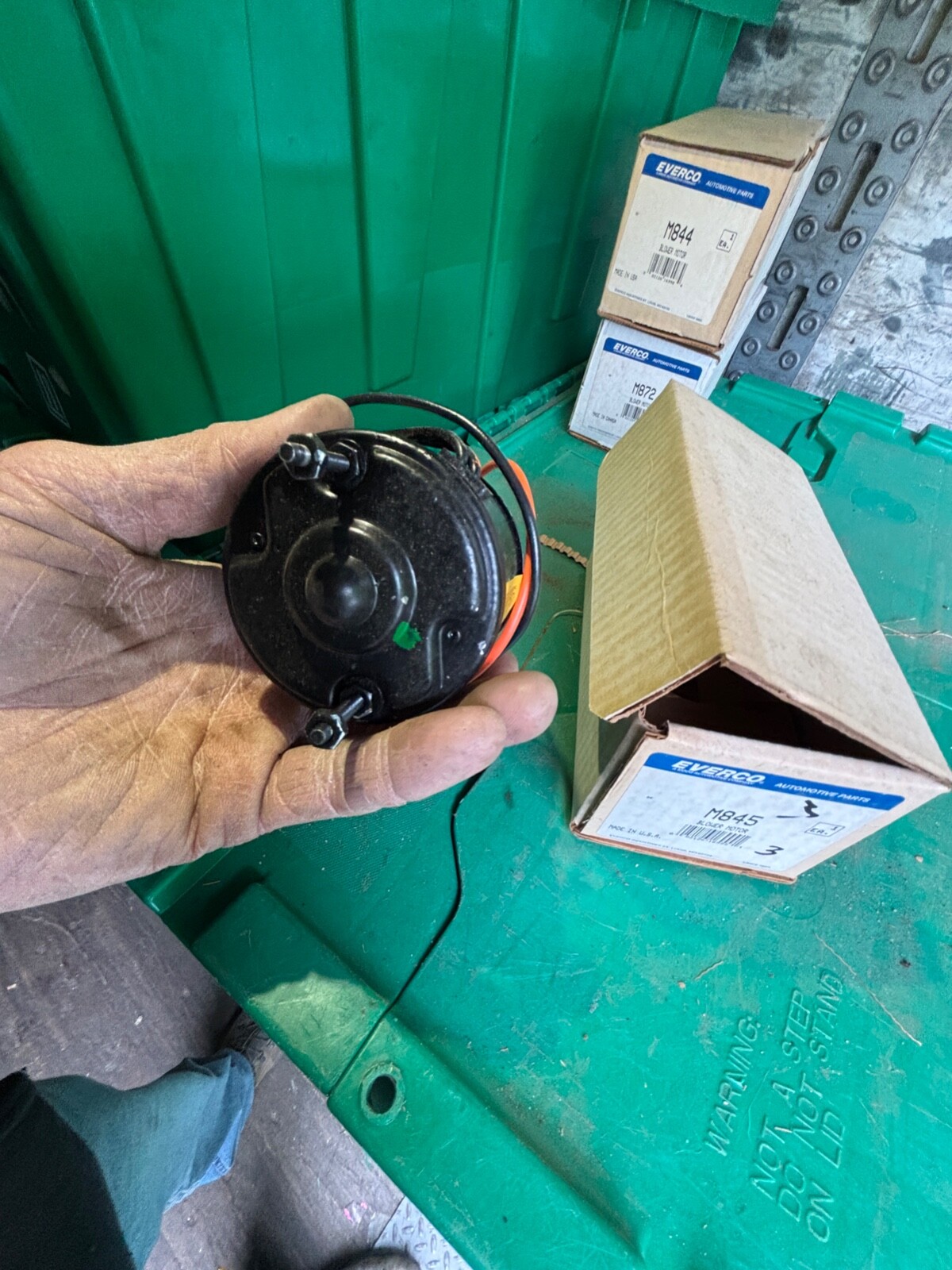 M845 BLOWER MOTOR 9W RENAULT VW CHEVROLET CHRYSLER FORD JEEP GMC DODGE 6 VOLT