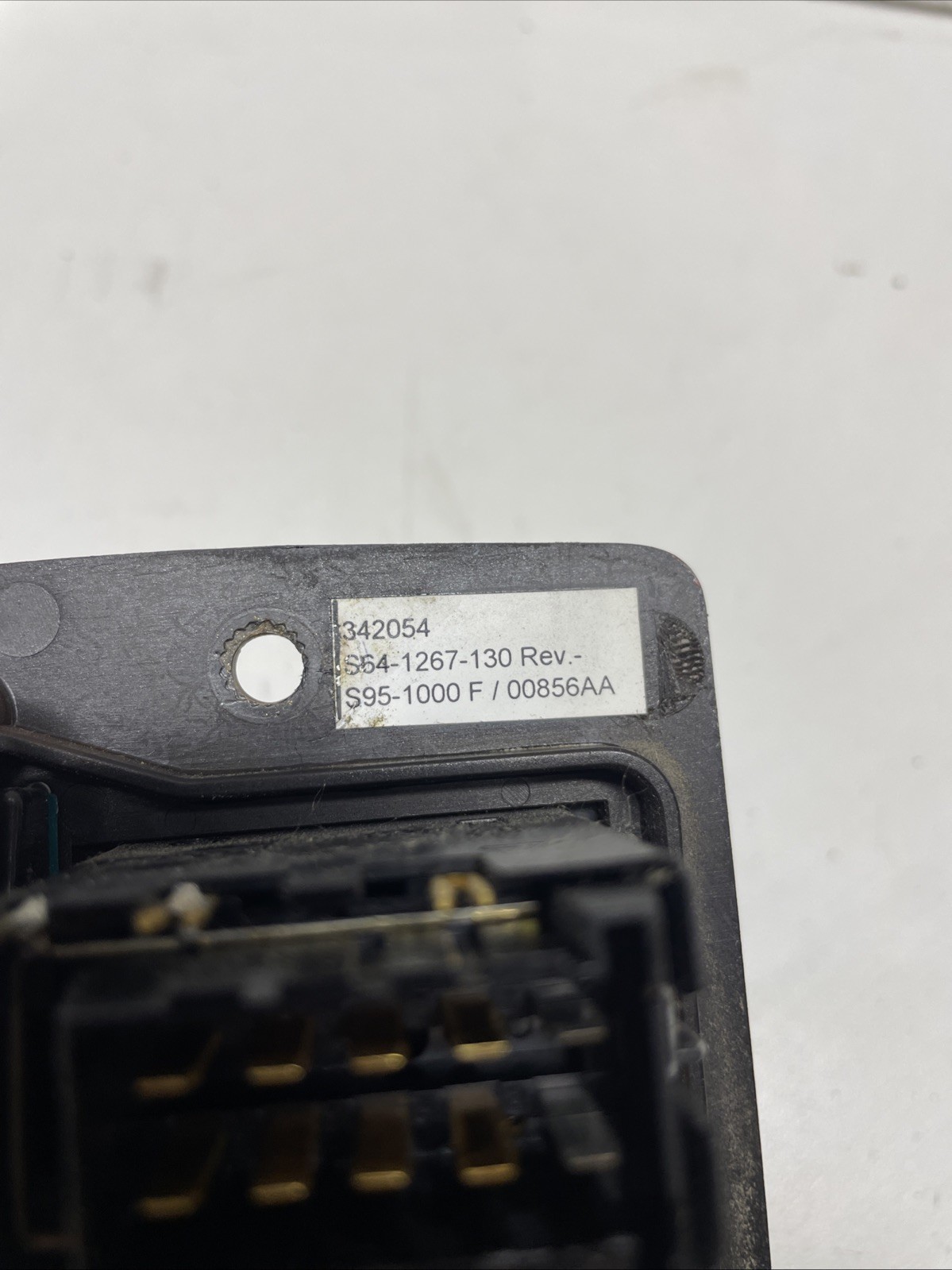2012 Kenworth T700 Switch Panel – P/N: S64-1267-130 S95-1000, Item # 2541