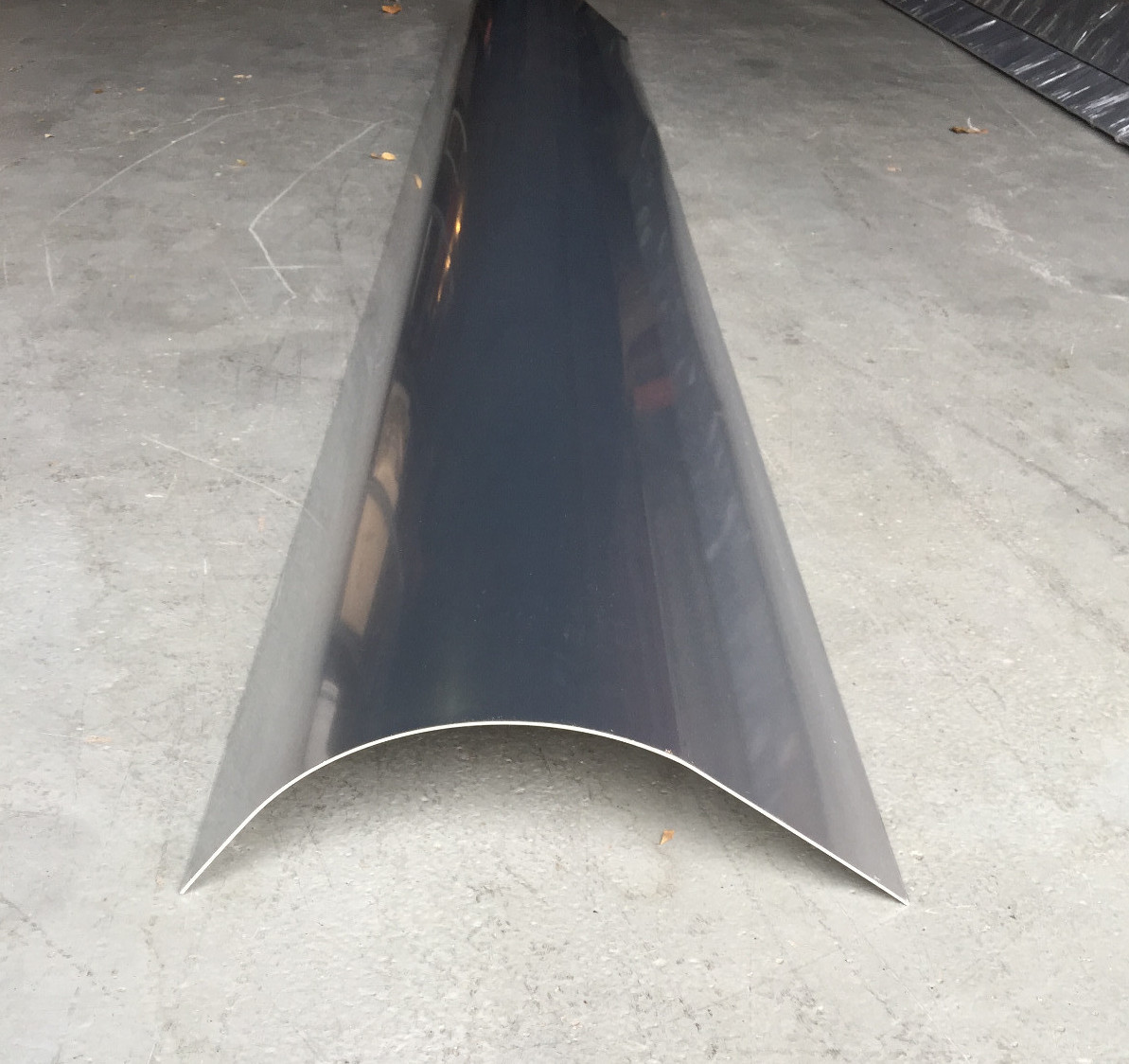 Morgan OEM Corner Radius – 104″ High Aluminum – Morgan Olson Corner Cap Supreme