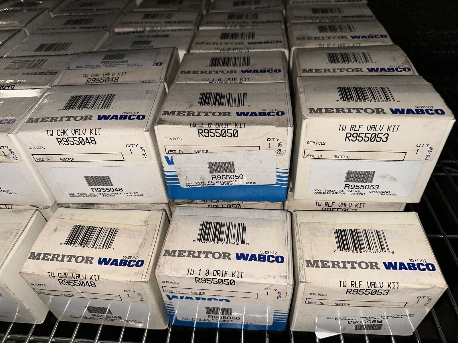 Meritor Wabco R955041 Left Piston Seals & Springs Kit / TWIN Cummins Mack Volvo