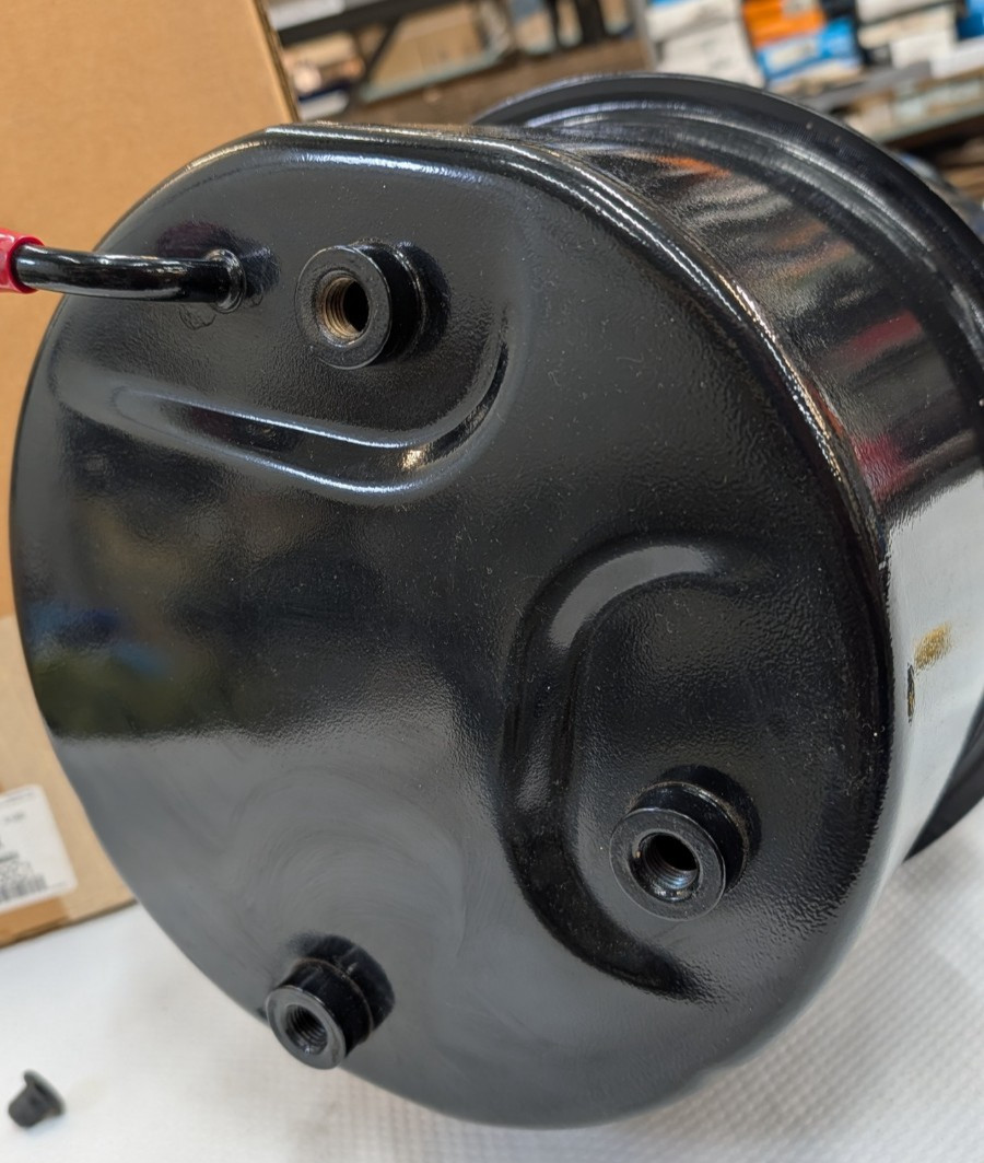 1675831C1 International Surge Tank Deaeration Tank 9200 9300 4900 Trucks