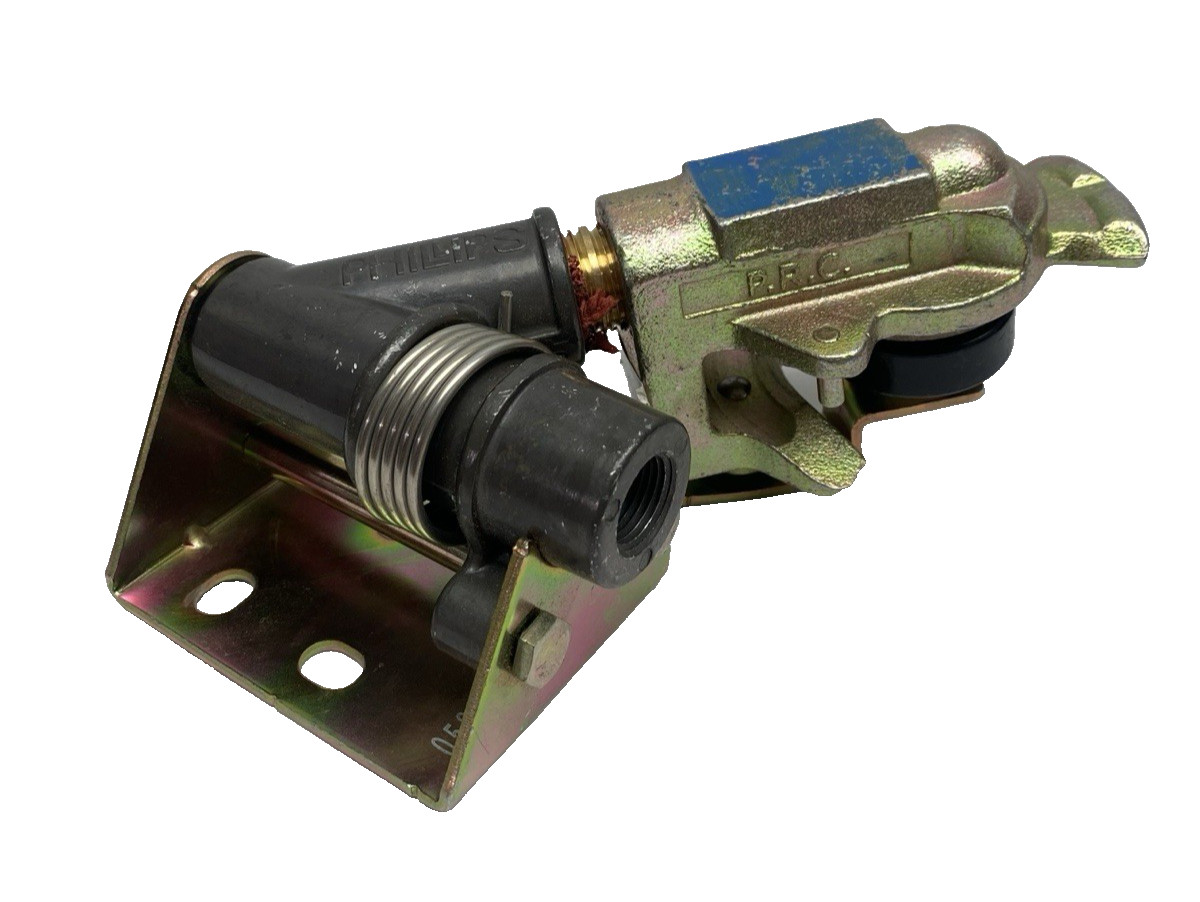 12-4546 PHILLIPS, With Cast Iron Service, Swinger Gladhand 45°