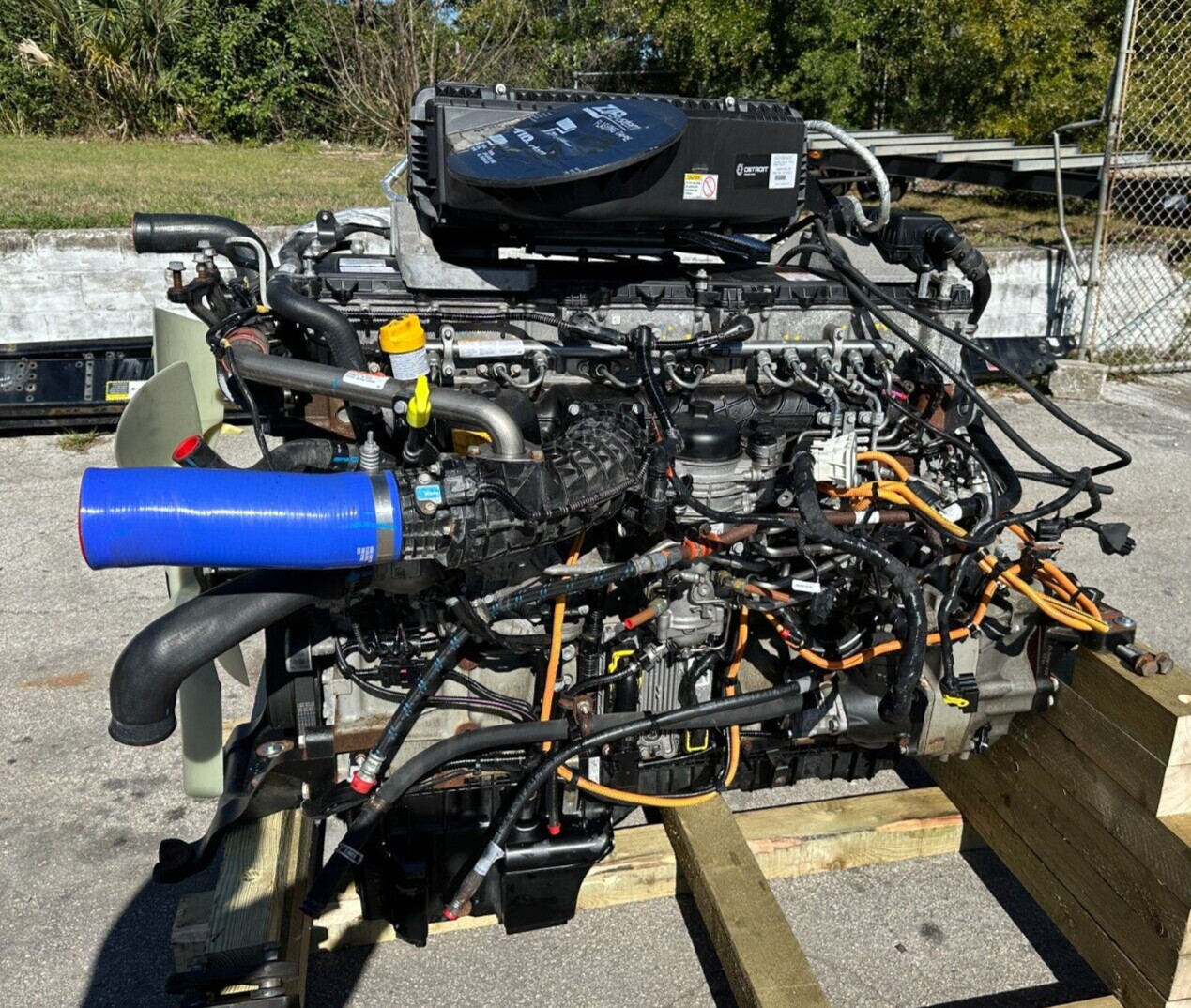 Freightliner Cascadia 126 DC DD13 Engine Assembly 42k miles on it 2024 OEM