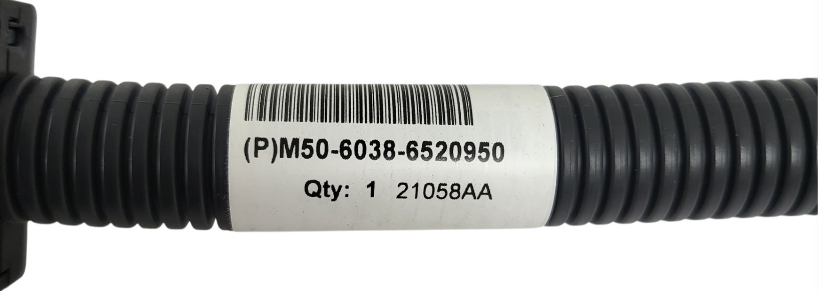 NEW OEM PACCAR Kenworth M50-6038-6520950 DEF Pressure Hose Assembly HTD 4x950mm