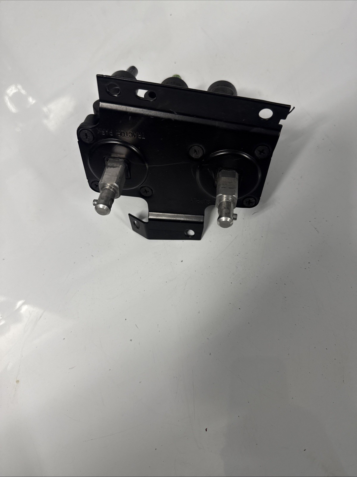 MERITOR WABCO PARKING AIR BRAKE VALVE RKN20619 VOLVO 3175705