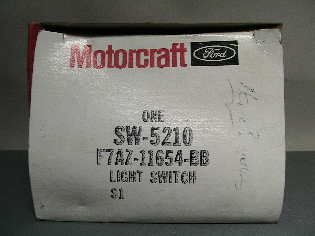 NOS Ford F7AZ-11654-BB Motorcraft SW-5210 Headight Headlamp Switch FREE SHIPING