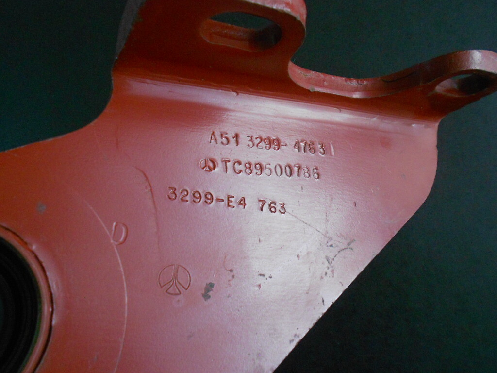Vintage 1980’s NOS Rockwell AIR BRAKE CHAMBER & CAM BRACKET A51 3299 E 4763 TDA