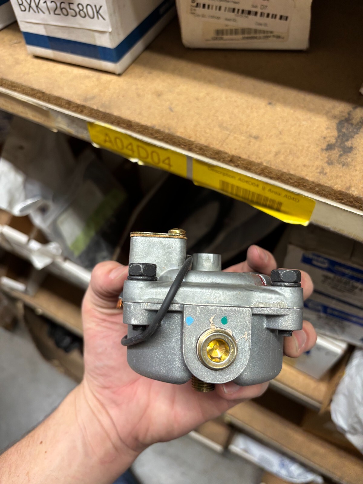 OEM Bendix 284412N Drain Valve Navistar International