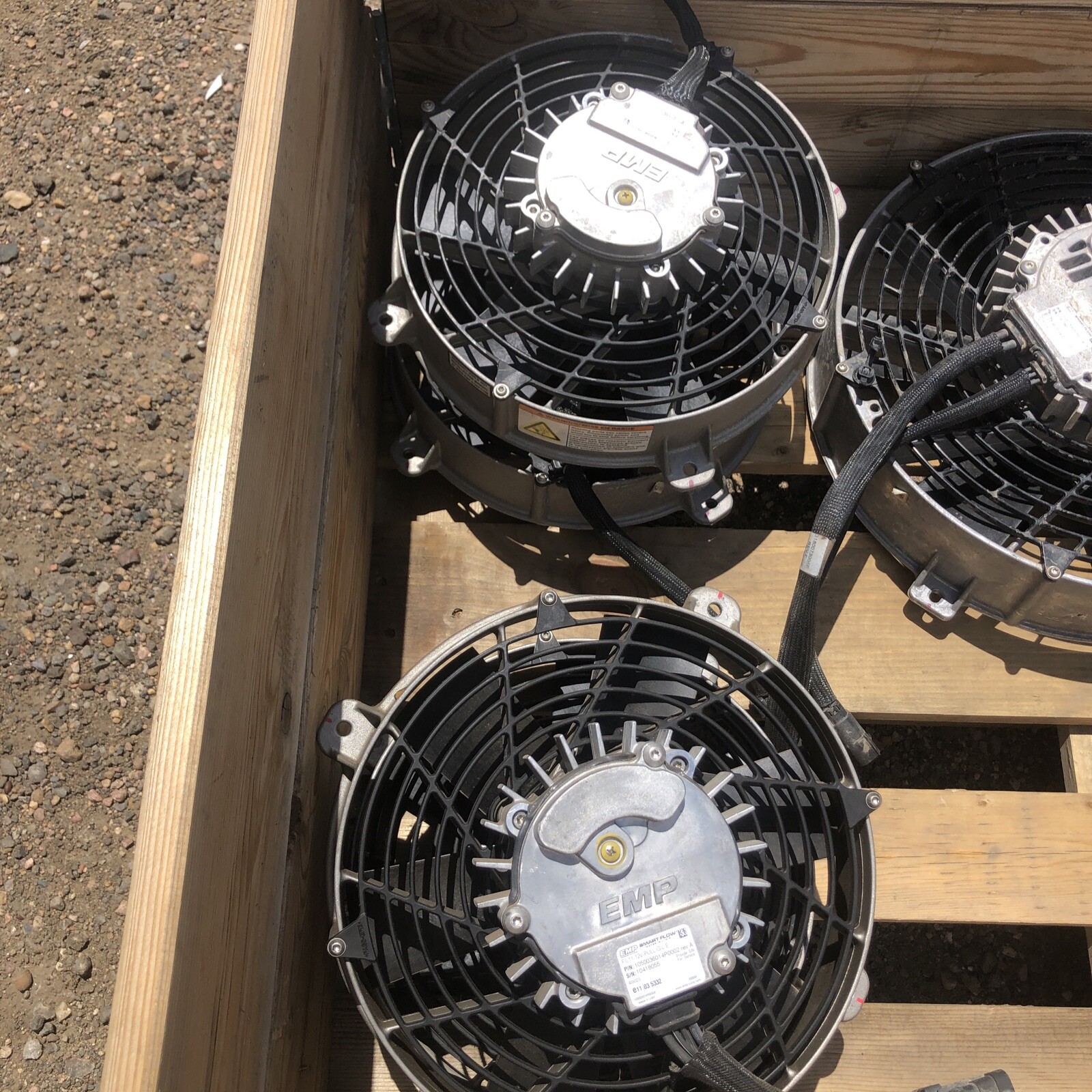 EMP 11 INCH FAN 12V “SMART FLOW” FIL11-12V-PULL-G-L E Pulled from EV prototype *