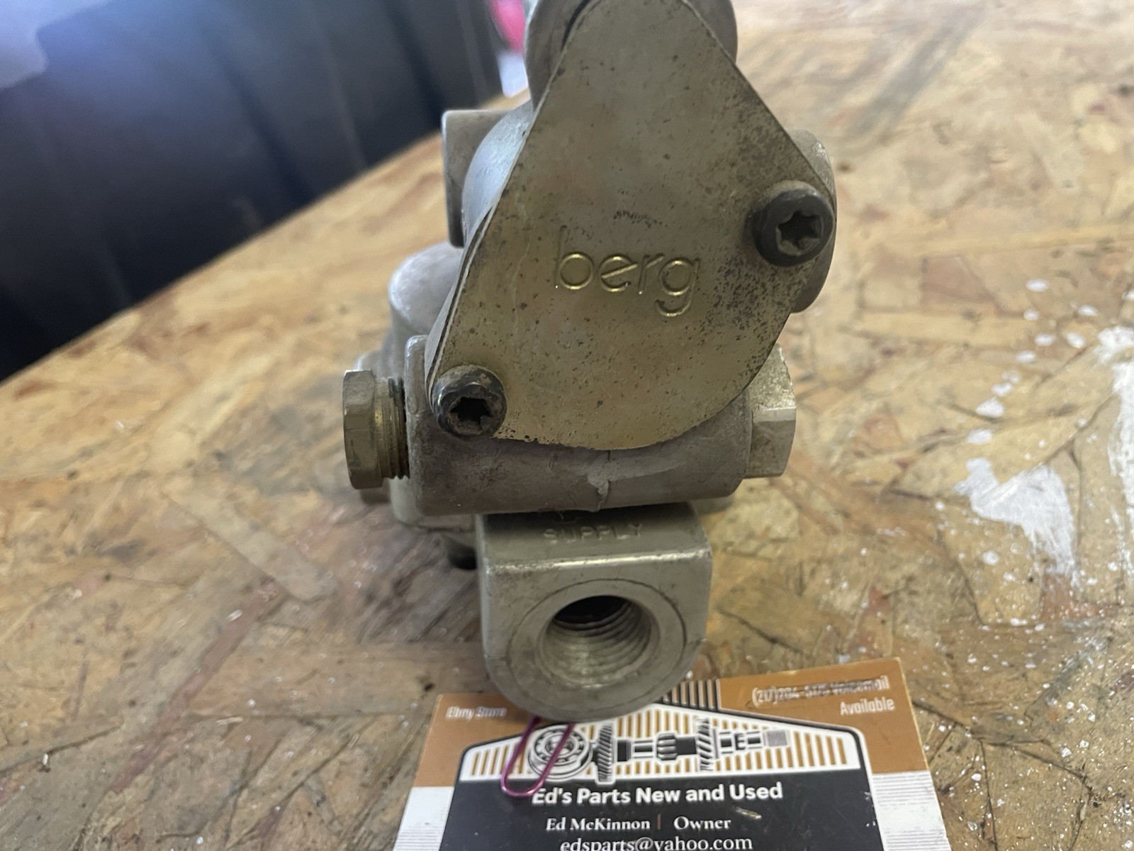 BERG SEMI TRAILER AIR VALVE REMANUFACTURED