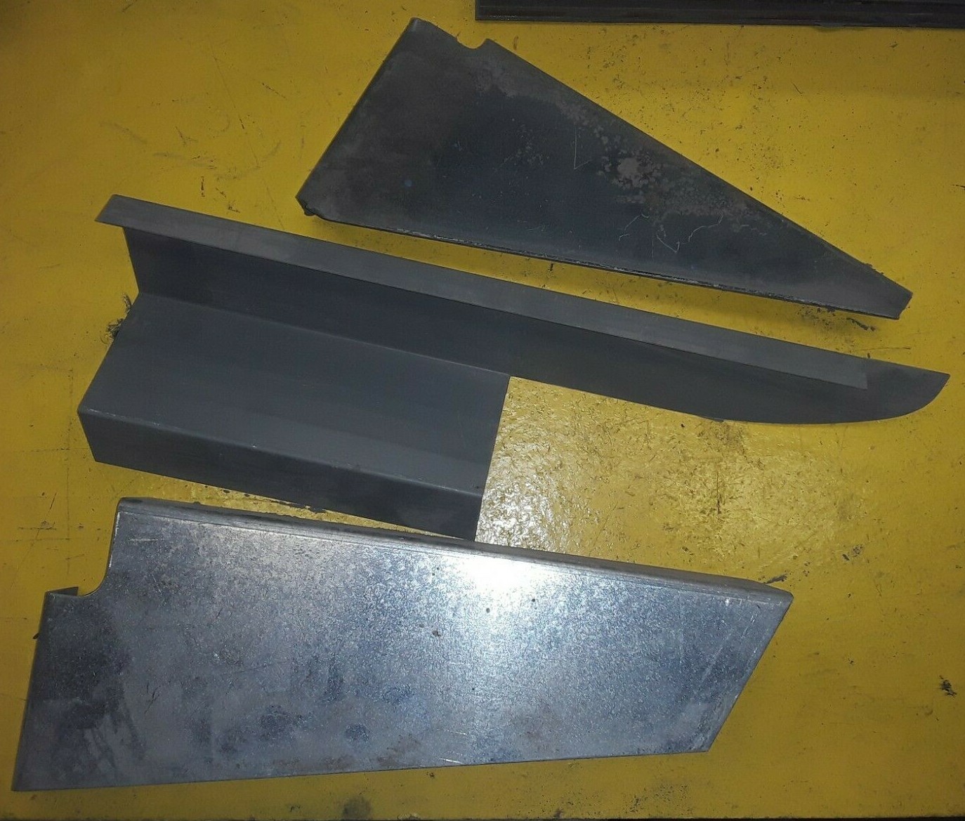 THOMAS BUS PARTS LOT TBB13132374 / 13132374 3 PIECES