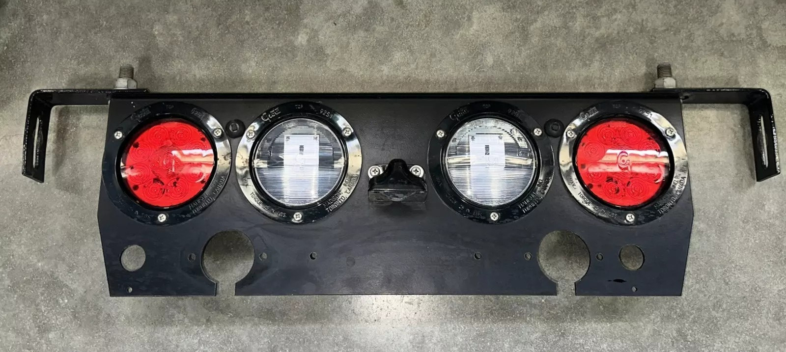 PACCAR A11-2264 GROTE LED TAIL LIGHT ASSEMBLY KW PETERBILT UNIVERSAL W/ BU Alarm