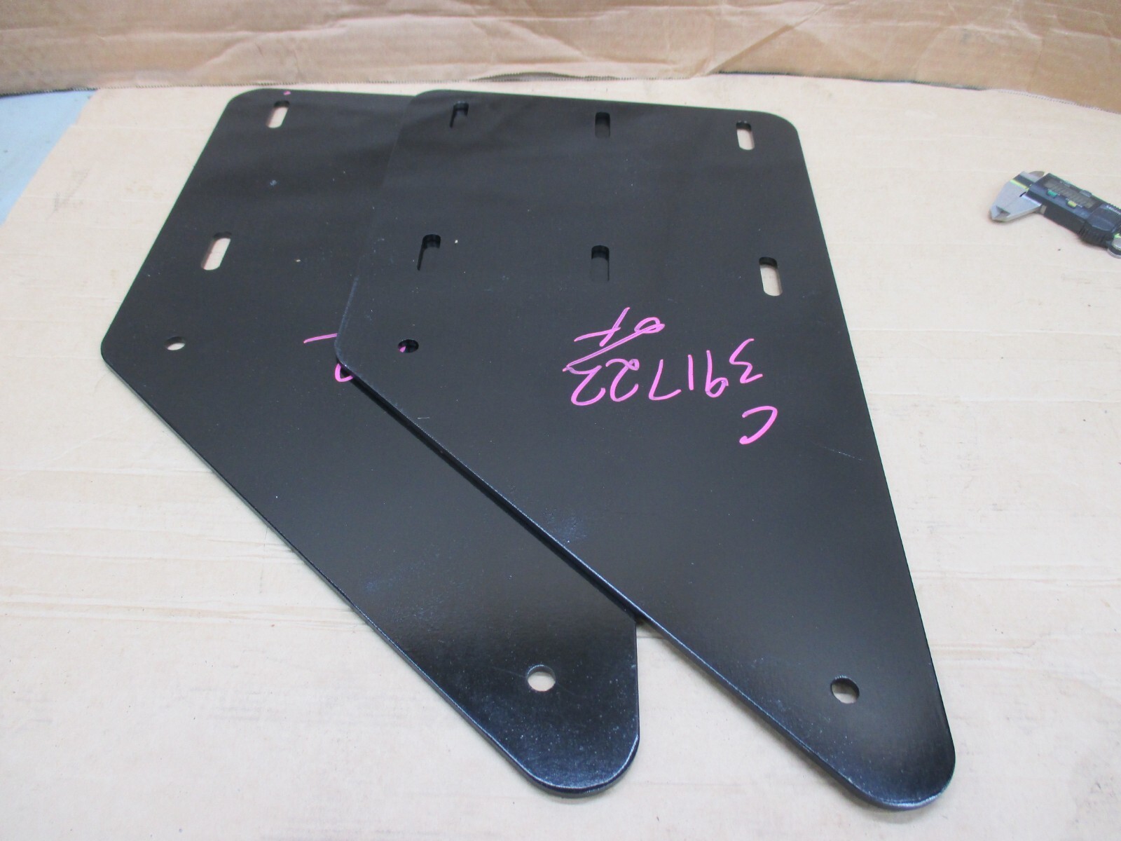 391722 AIR CLEANER BRACKET 10-3/4 X 19-3/8 X .183 THICK 2 PIECES TRUCK PARTS NEW