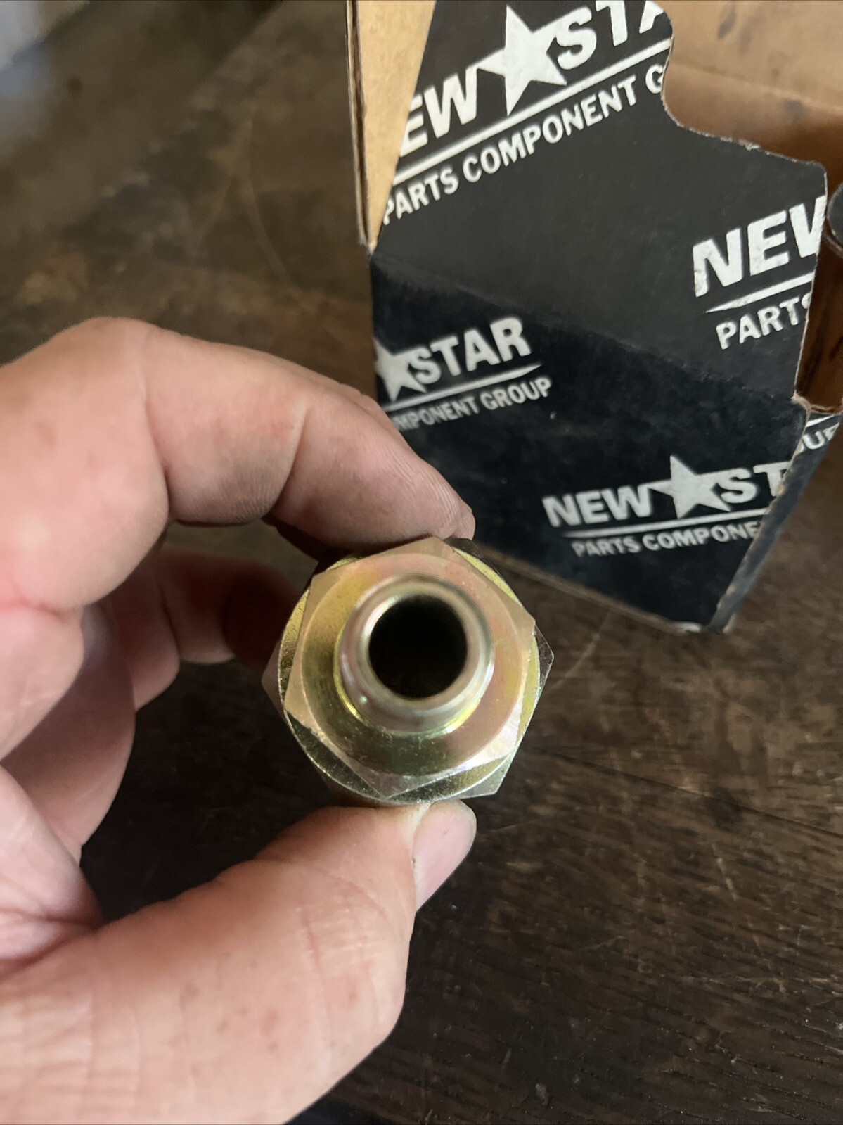 NOS Newstar S-8445 Air Brake Single Check Valve KN-23010