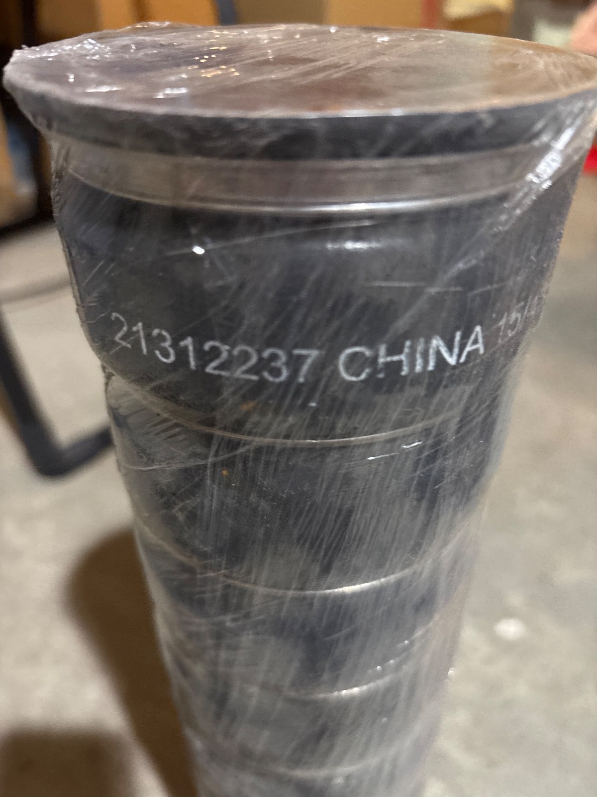 Volvo Truck D12 VNL 21312237 Heavy Duty Charge Air Hose, Hot Side OEM (Black)