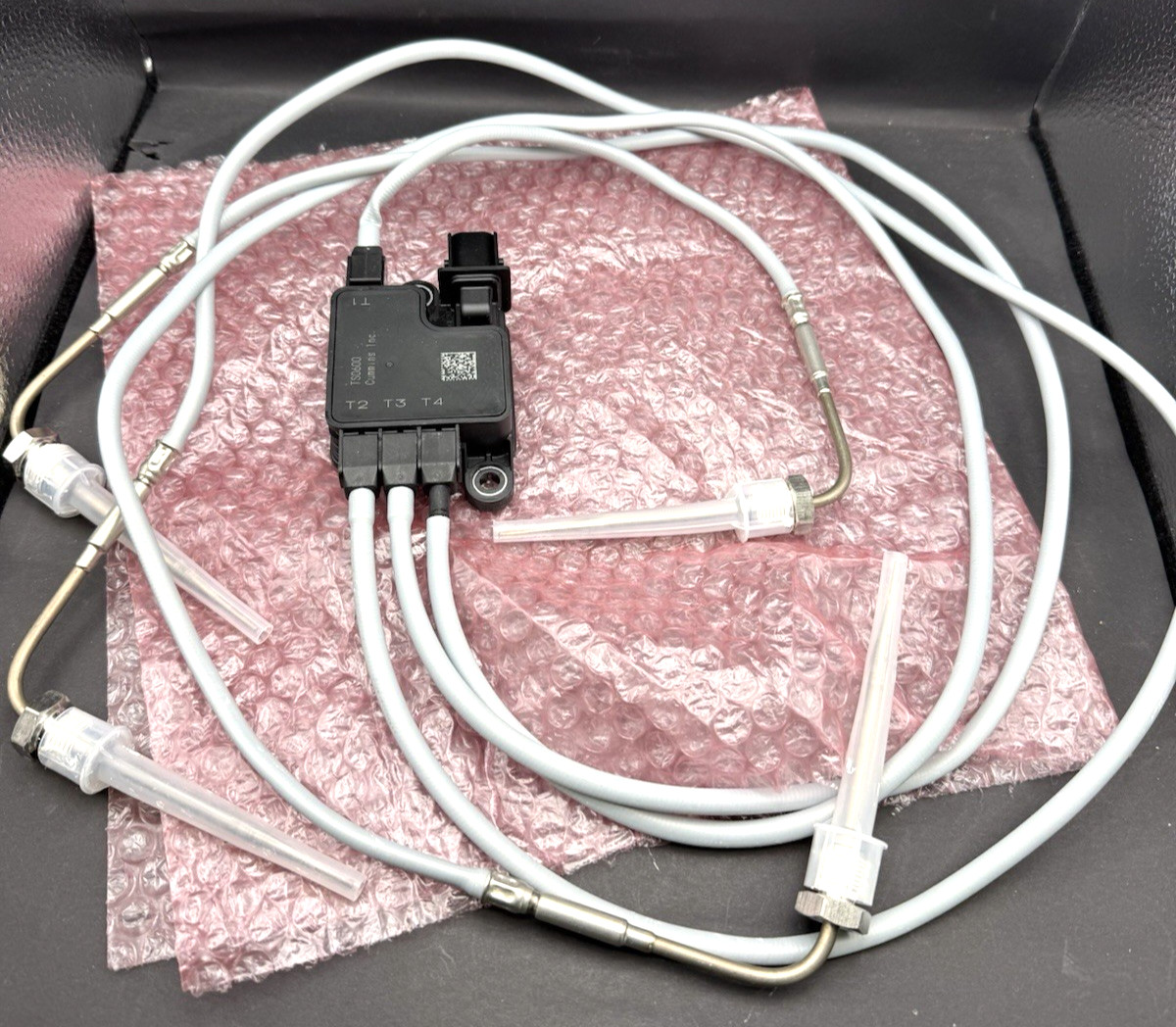 PACCAR Peterbilt Kenworth EGT Exhaust Gas Temperature Sensor 2131916PE *OEM NEW*
