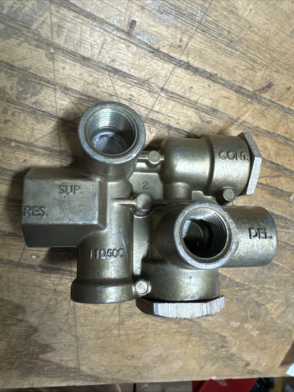 SEALCO 110500 Springbrake Priority Valve 3/8″ TEV Ports Genuine OEM 1J3936-G28