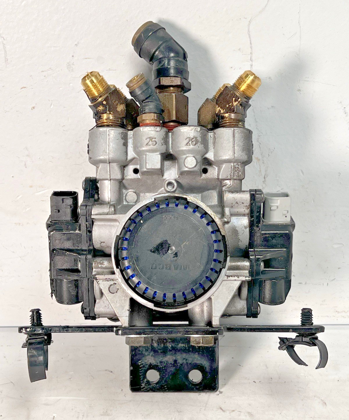 2023 Freightliner ShowHauler Wabco ABS Valve (9760001070) *2782* 7k Miles