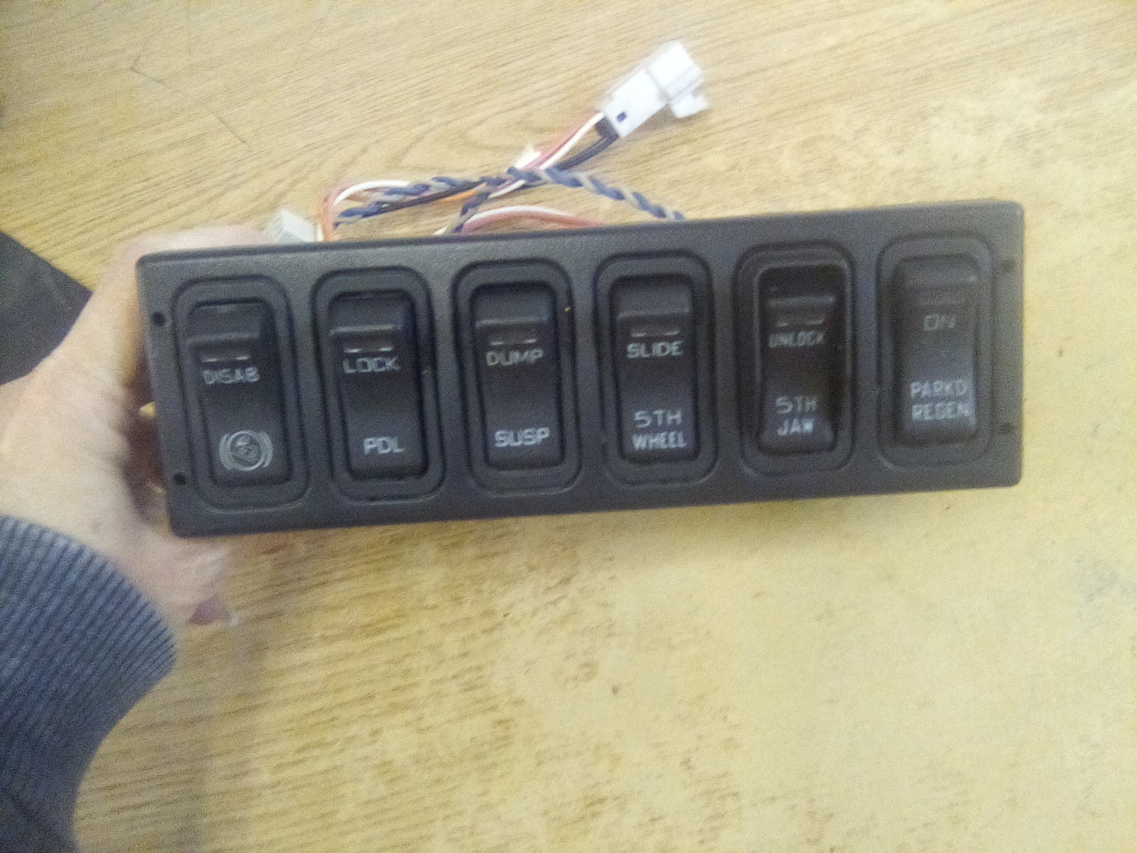 International Prostar 3549776C4 Dash Console Switch Panel
