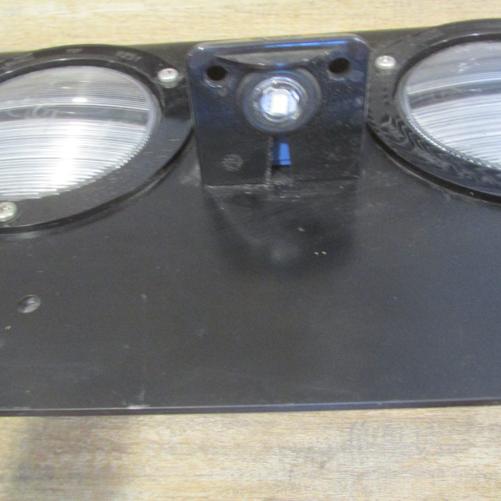 PACCAR A11-2264A TAIL LIGHT PANEL ASSEMBLY WITH GROTE BACK UP & LICENSE LIGHTS