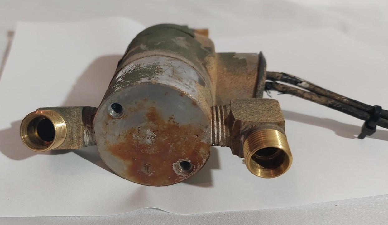 Transfer case shift lock air solenoid value for M939 & M939A2 5 Ton Series