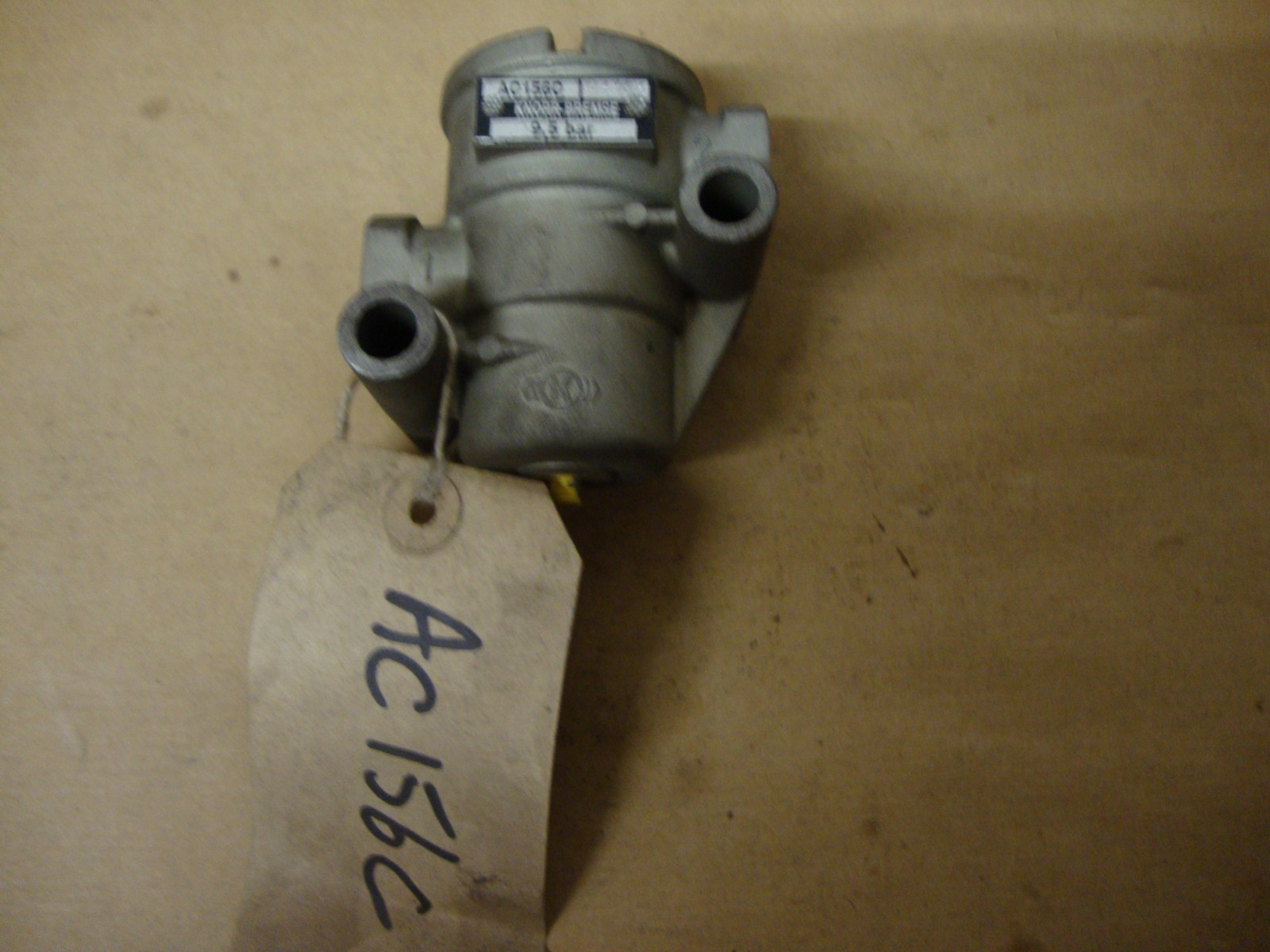 AC156C Knorr Bremse Pressure Limit Valve Fits Various Models of Iveco