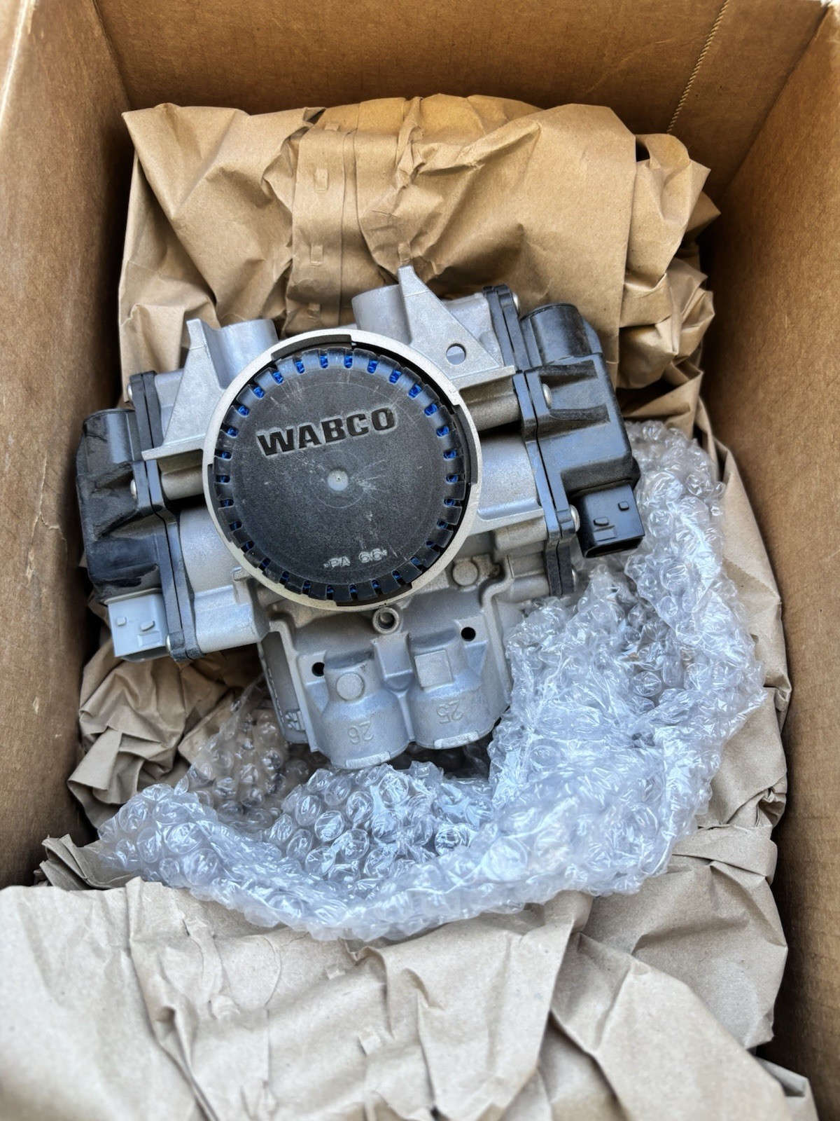Wabco Anti Lock Braking System 6 Port Abs Combo Wab 976 000 105 0 WAB