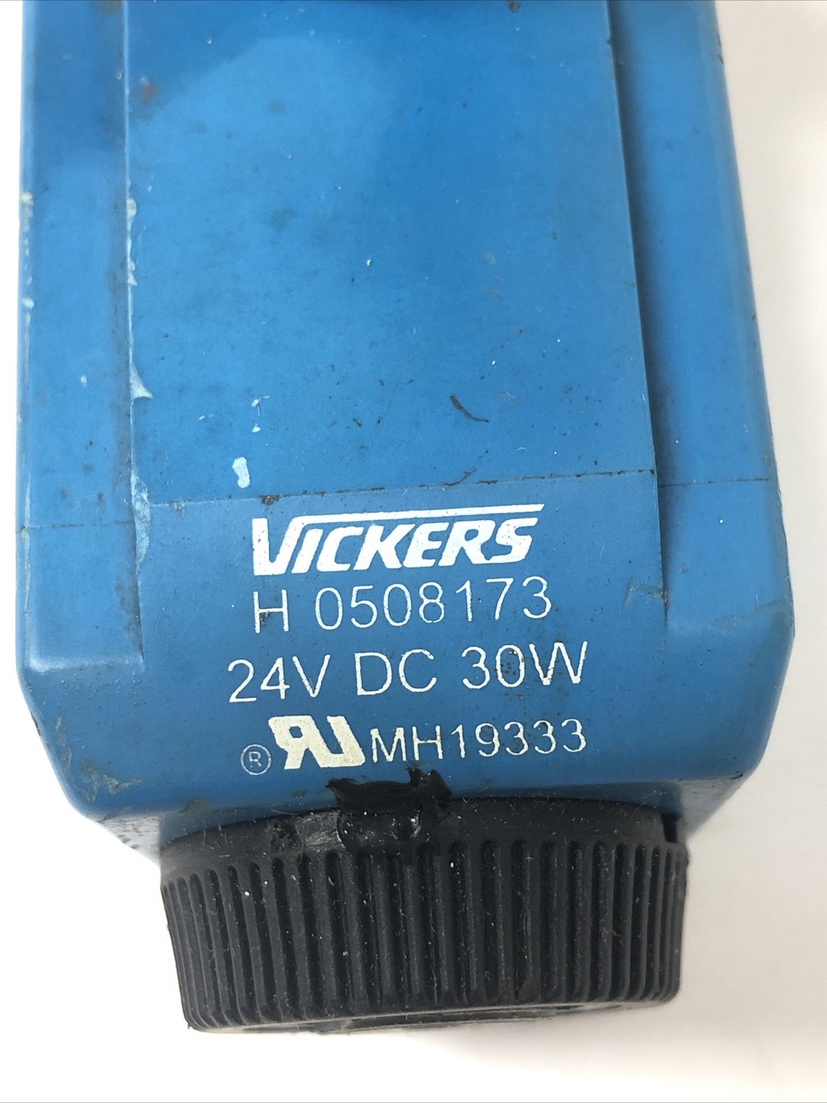 Vickers DG4V-3S-6C-MF-WL-H5-60 Control Valve; 508173 Coil; DG4V3S6CMFWLH560