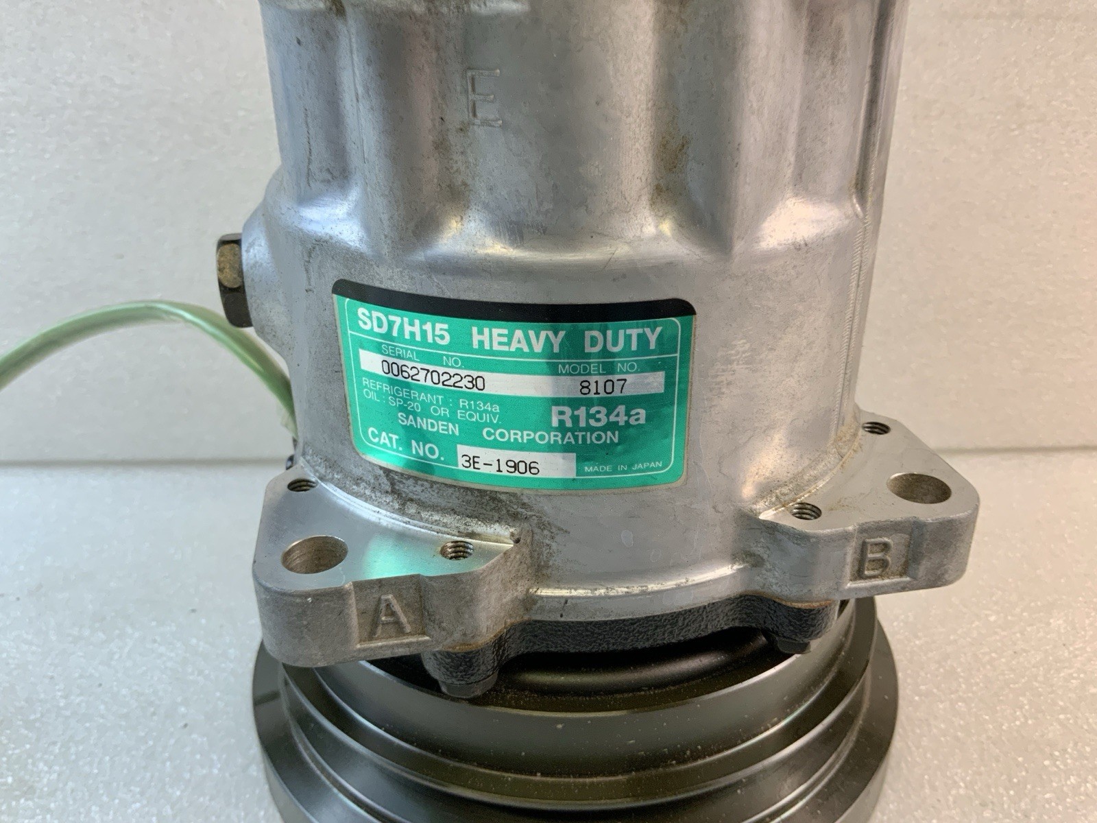 GENUINE SANDEN HEAVY DUTY AC COMPRESSOR & AC CLUTCH P/N: SD7H15 CAT. NO. 3E-1906