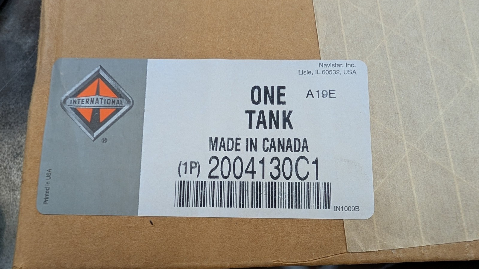 1675831C1 International Surge Tank Deaeration Tank 9200 9300 4900 Trucks