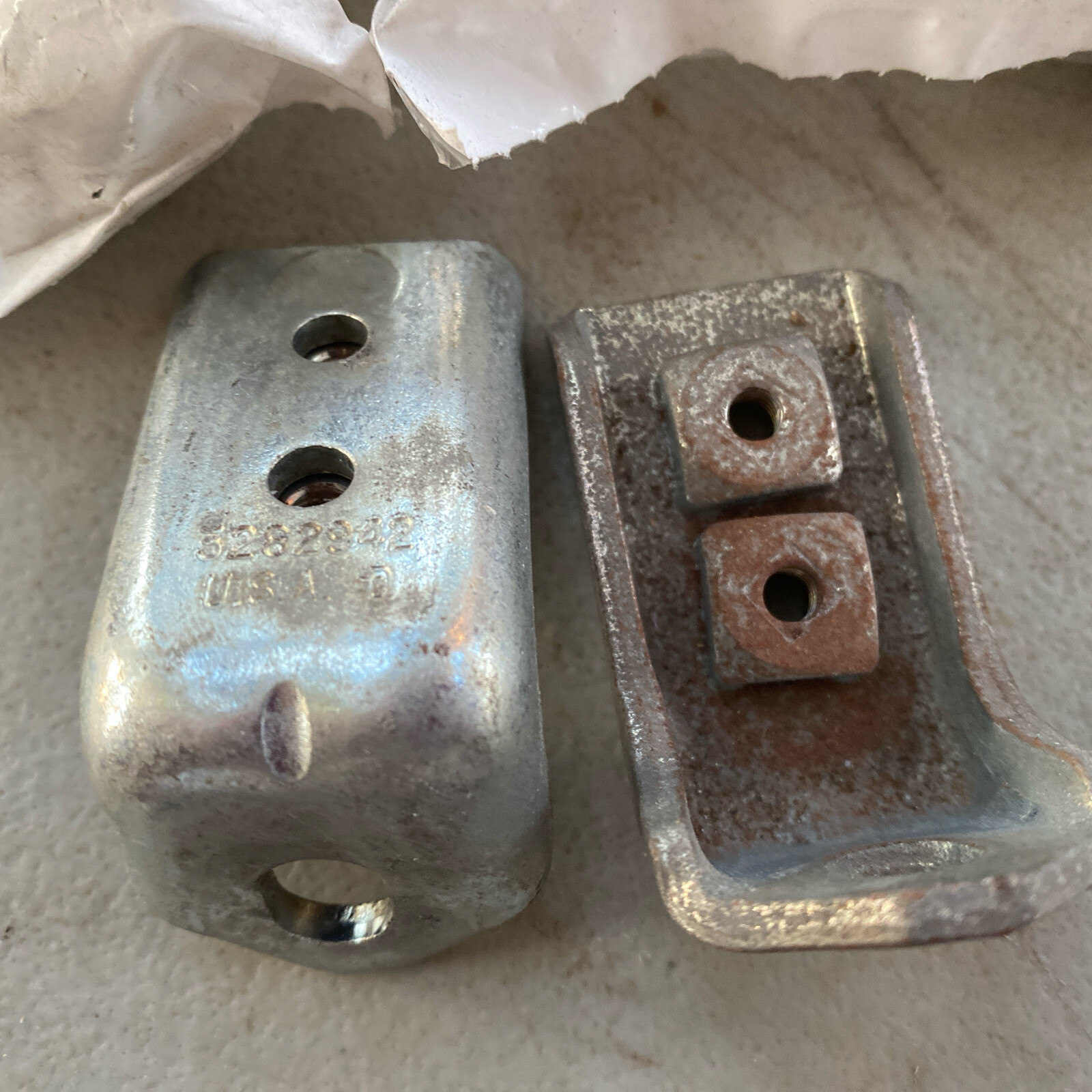 NOS Genuine Cummins 3282942 Brace, Fuel Line Bracket