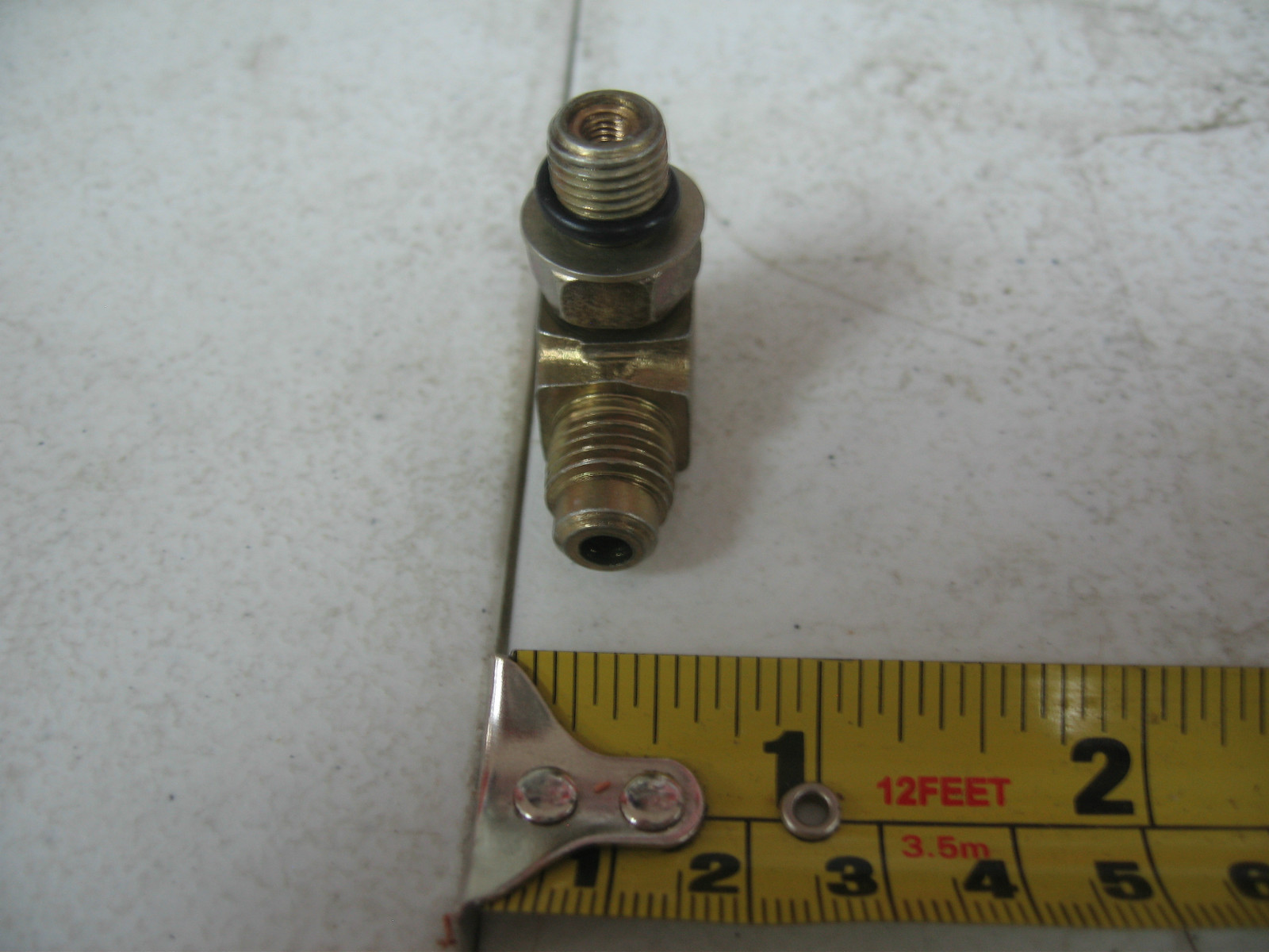 90° Elbow Fuel Gear Pump Check Valve for Cummins N14. PAI # 180233 Ref.# 3033740