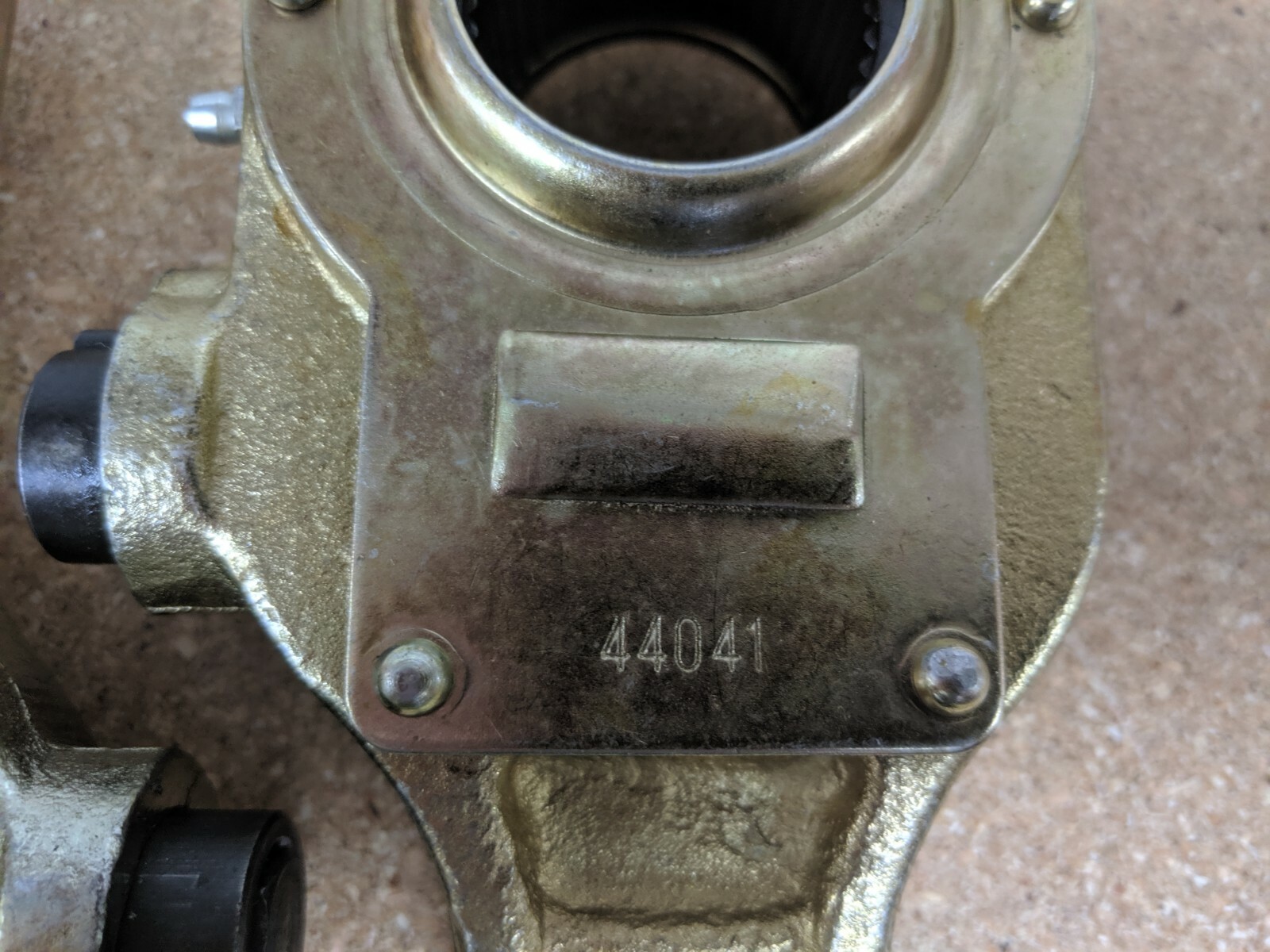 Manual Slack Adjusters. Qty. 2 PDC # 44041 Ref. # Midland KN44041, Bendix 283411