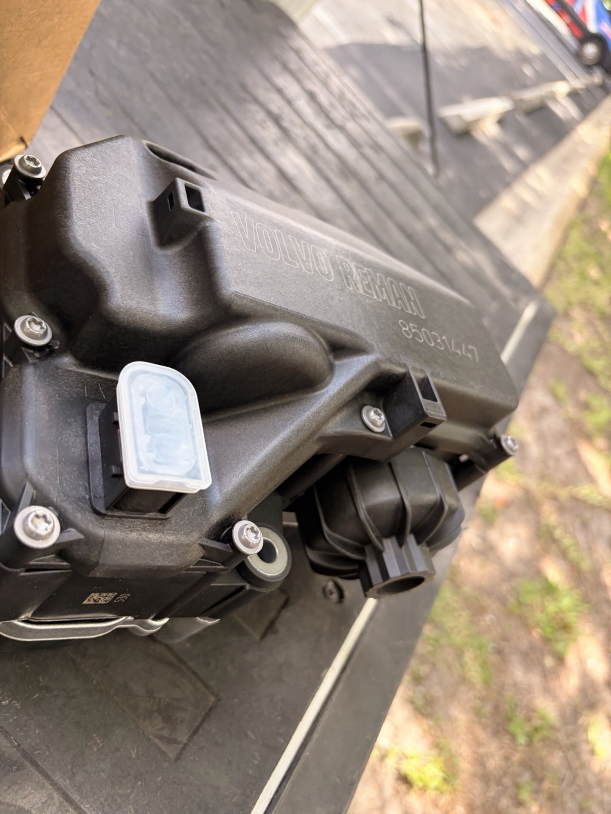 Volvo Mack Unit Pump DEF Pump 85031447 24326552 85002754 23753845