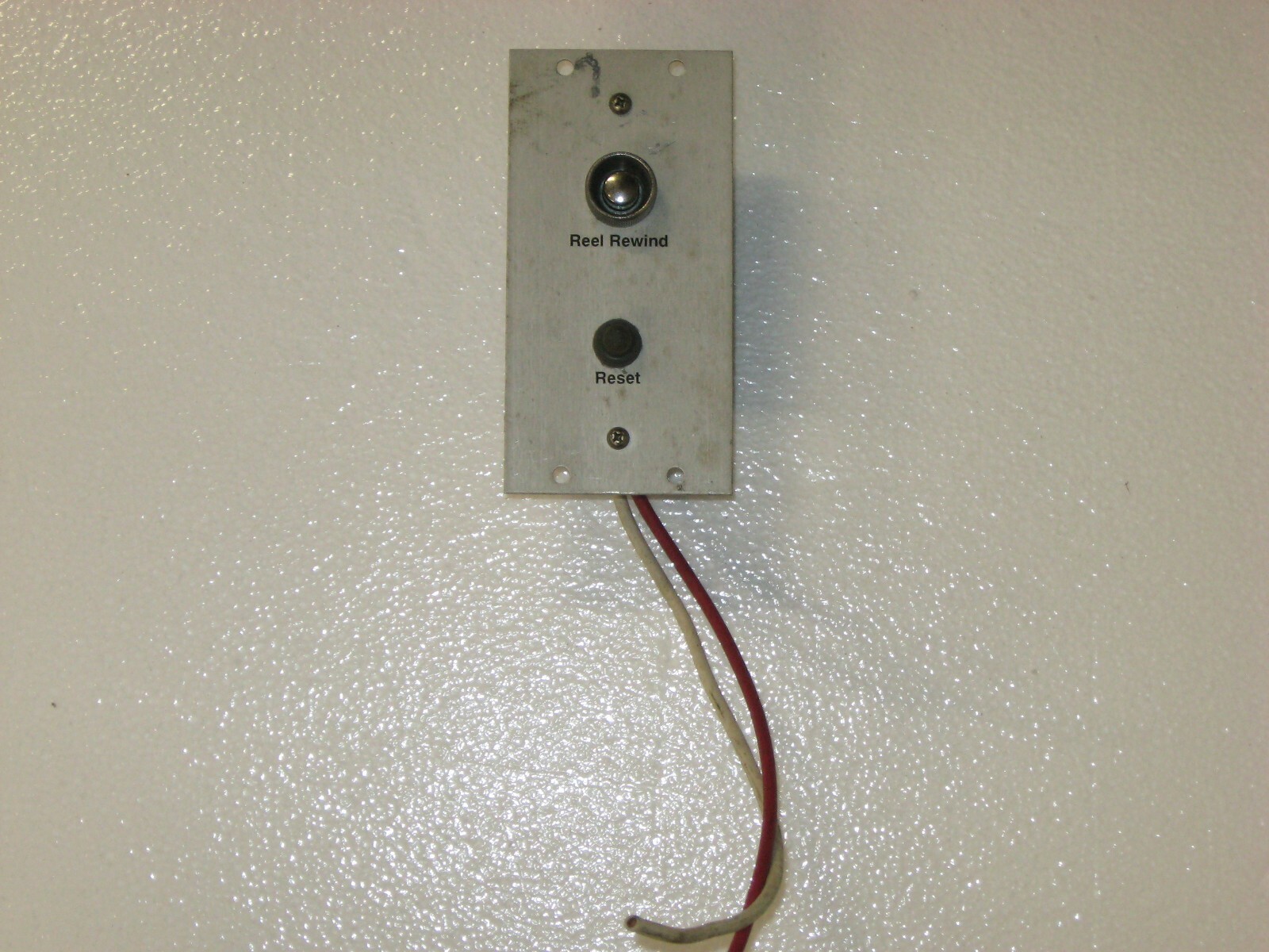 Qualitech SRCB-25 Reel Rewind Control Box- 12/24V, 25A