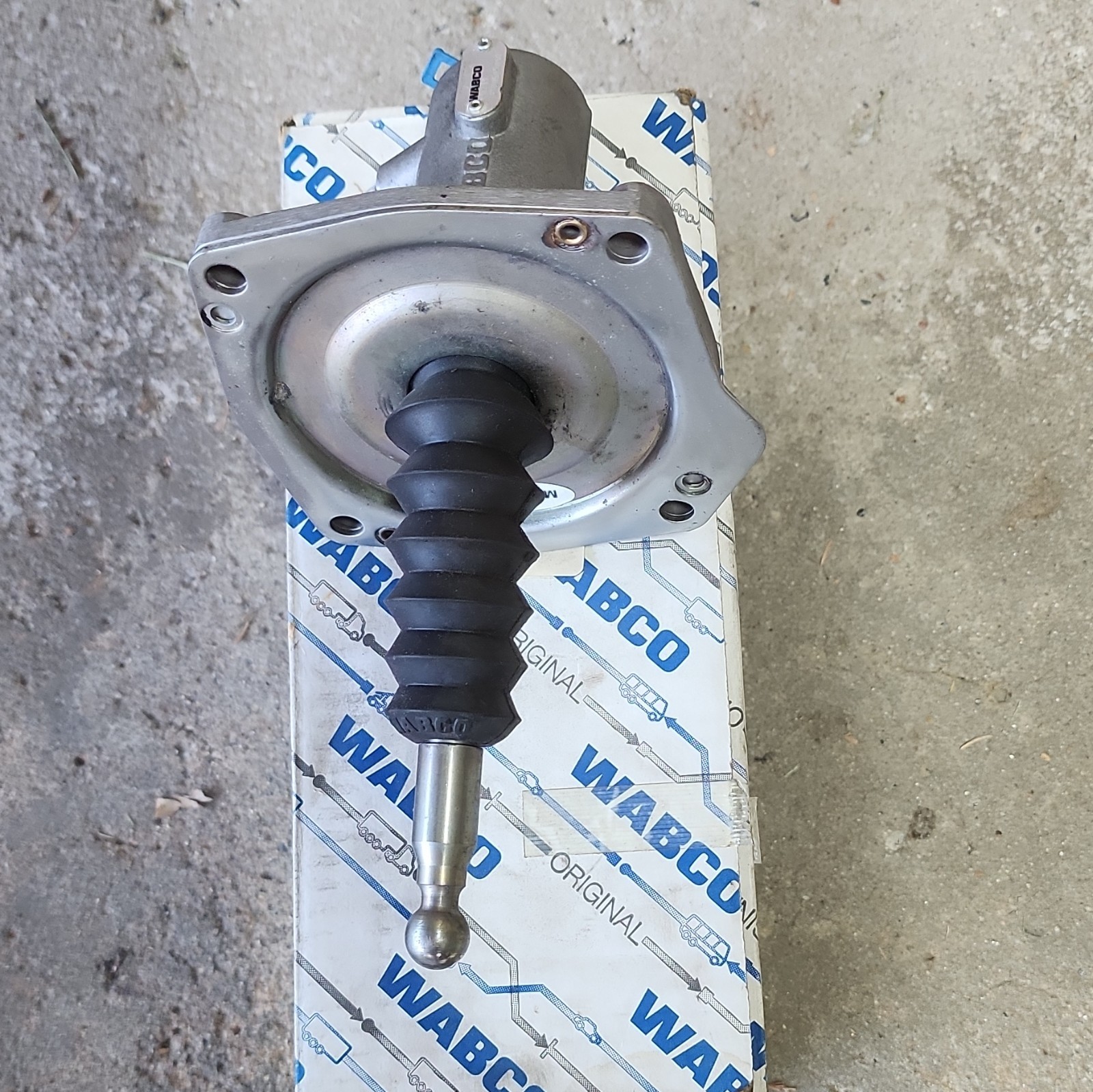 MERITOR WABCO AIR SYSTEM SLAVE CYLINDER – S9700515050 20857742 20458737