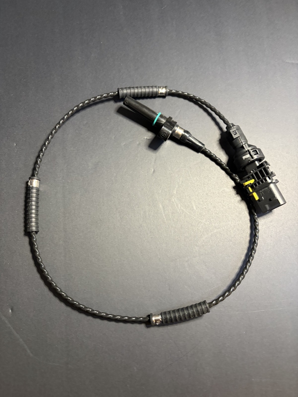 2238126pe Paccar Speed Sensor *NEW* GENUINE OEM