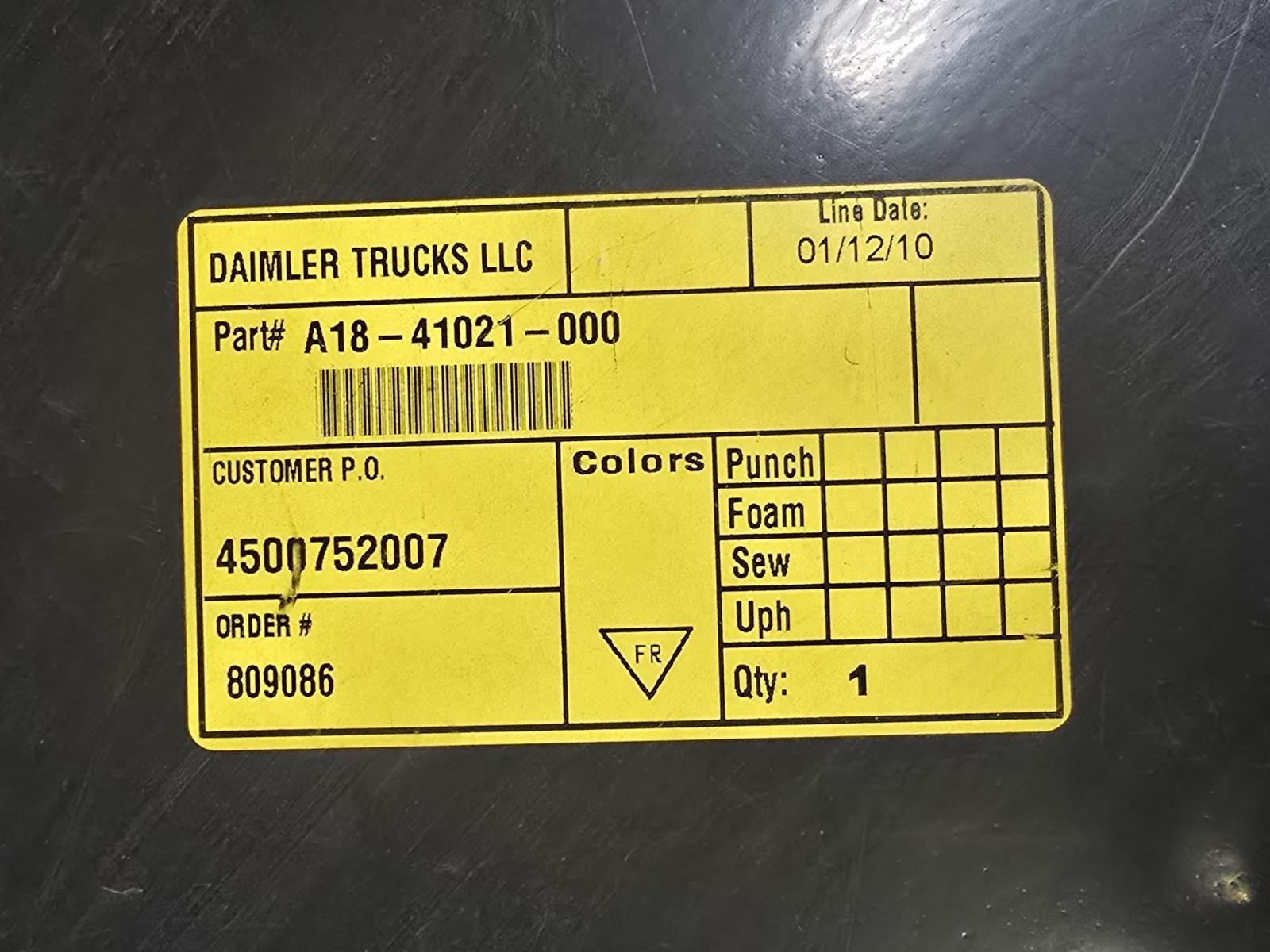 A18-41021-000 – ASSY CAB PANEL, FREIGHTLINER