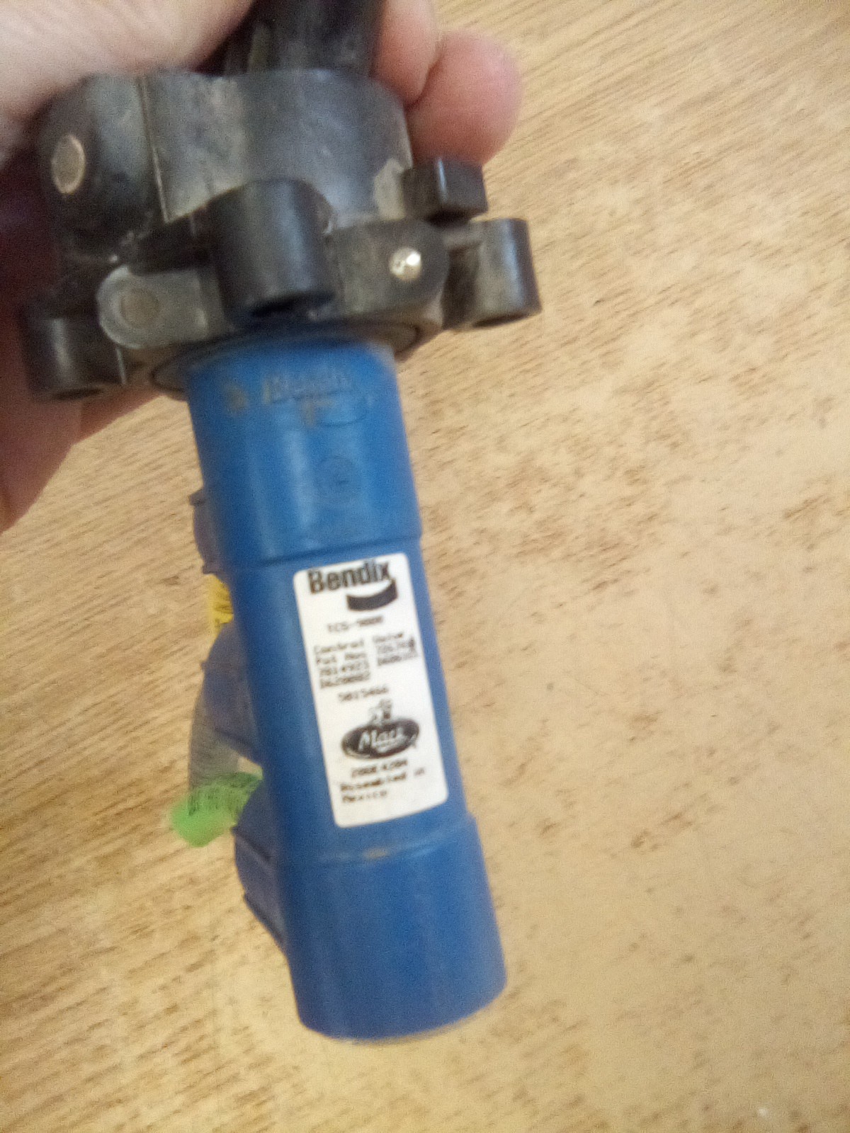 Bendix/Mack Trailer Brake Valve 7267413