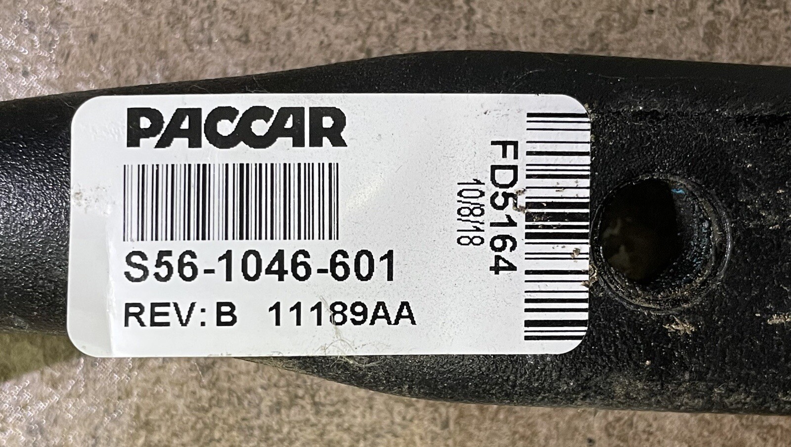 PACCAR Grab Handle, Driver/Left Side P/N: S56-1046-601 / 11189AA (TAG# 18445)
