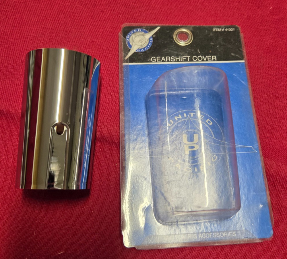 UNITED PACIFIC CHROME PLASTC EATON FULLER GEARSHAFT COVER # 41021