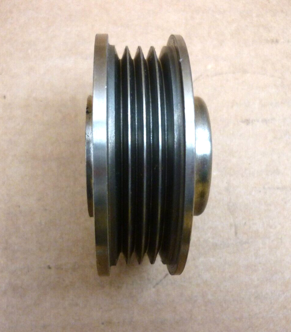 Cummins L10 M11 12V Alternator Pulley P/N 3047523