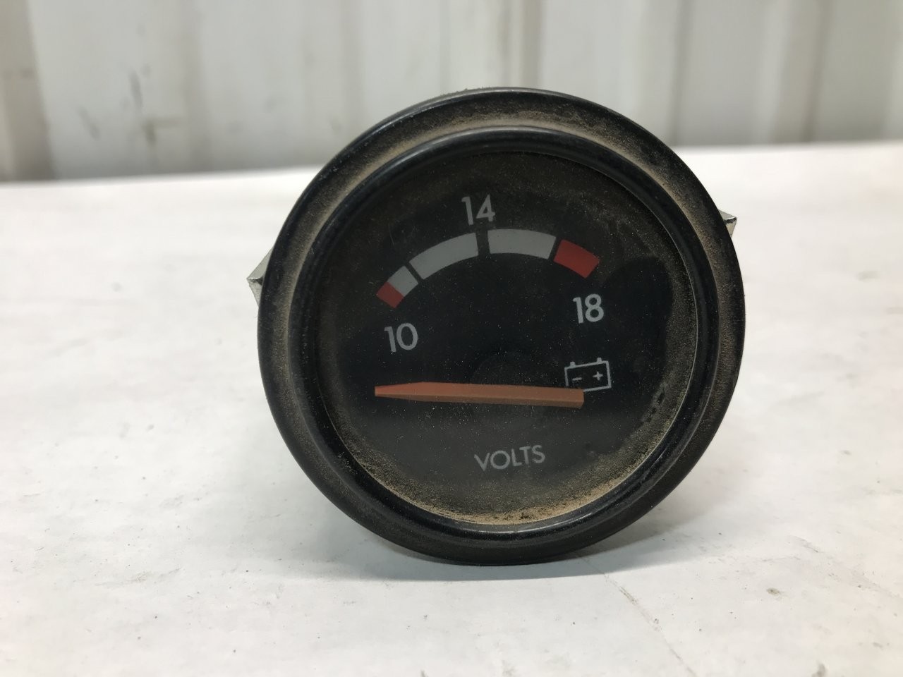 Freightliner FLB VOLTAGE Gauge – Used | P/N A2238919000