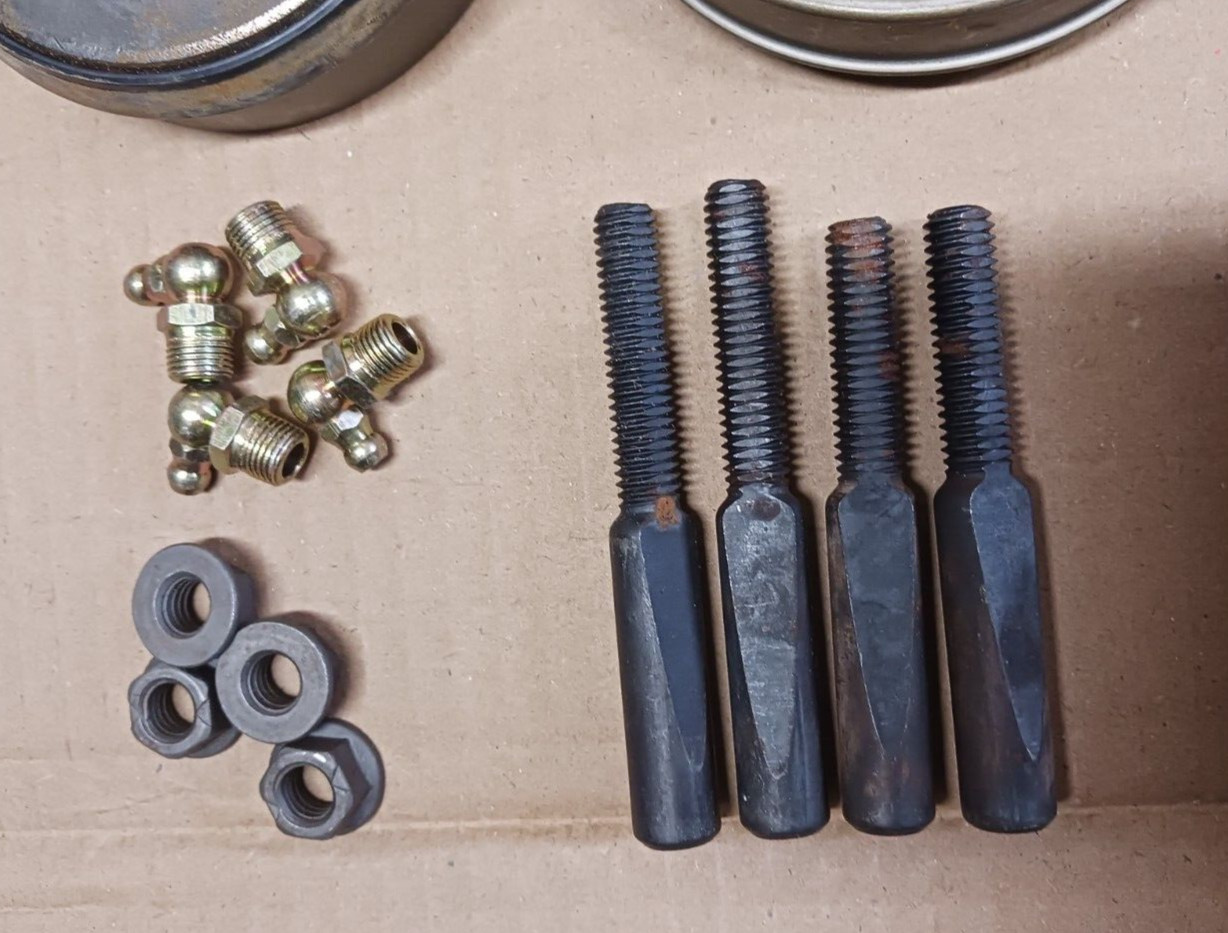 FAK5455 OEM International King Pin Set