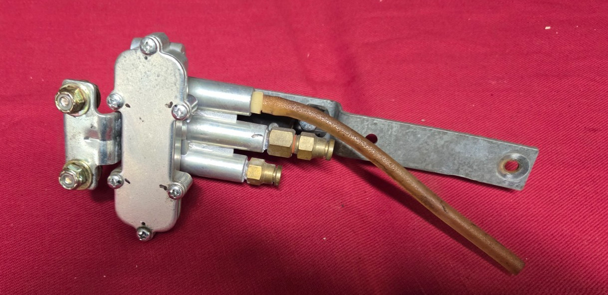 WORLD AMERICA: WA90054007 HEIGHT CONTROL VALVE