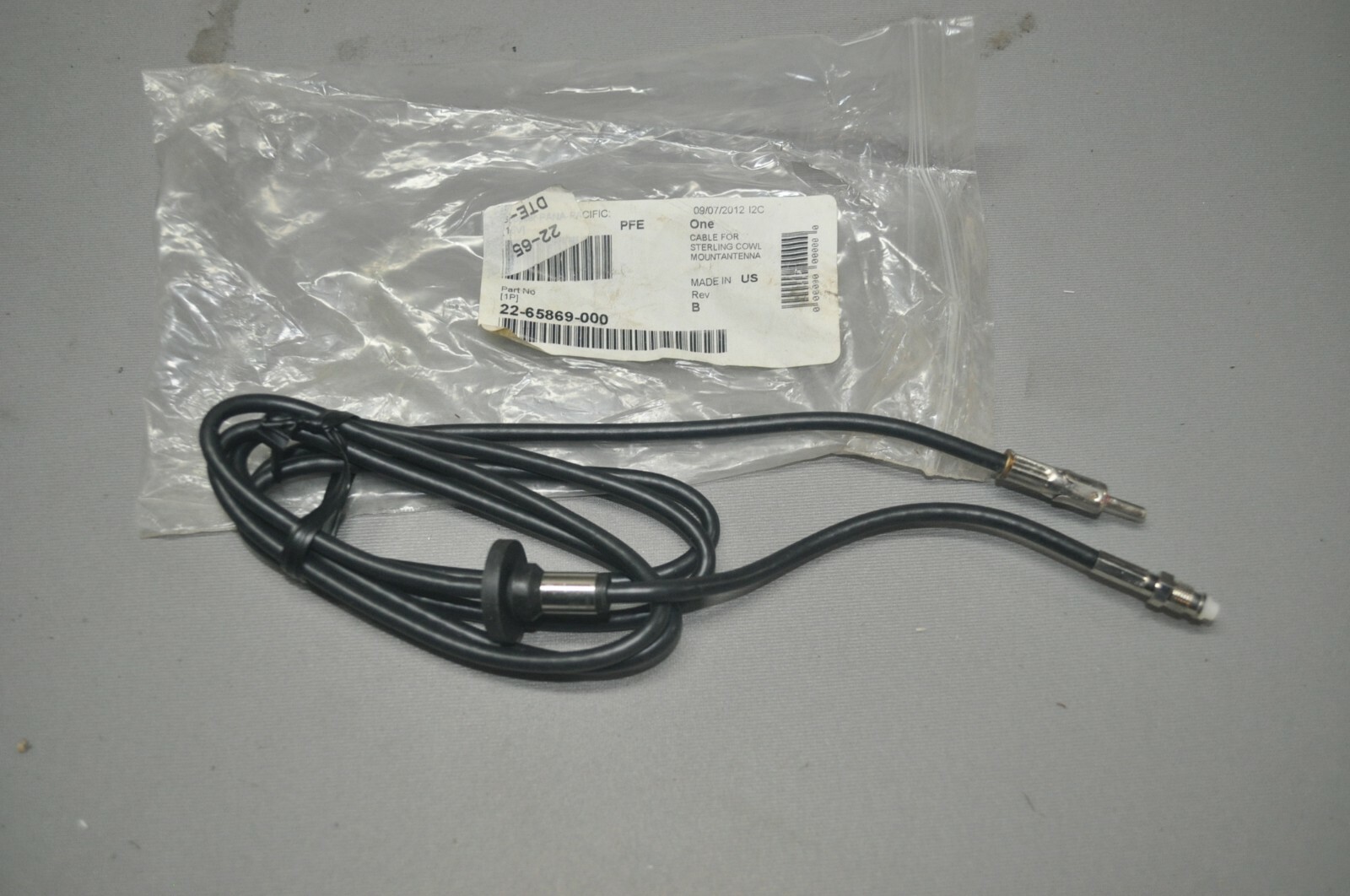 GENUINE OEM STERLING ANTENNA -AM/FM CABLE PAT # 22-65869-000 NOS FREE SHIPPING
