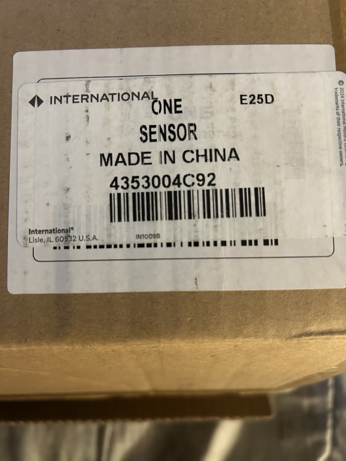 NAVISTAR INTERNATIONAL 4353004C92 QLS SENSOR 15 Gal-NEW IN BOX