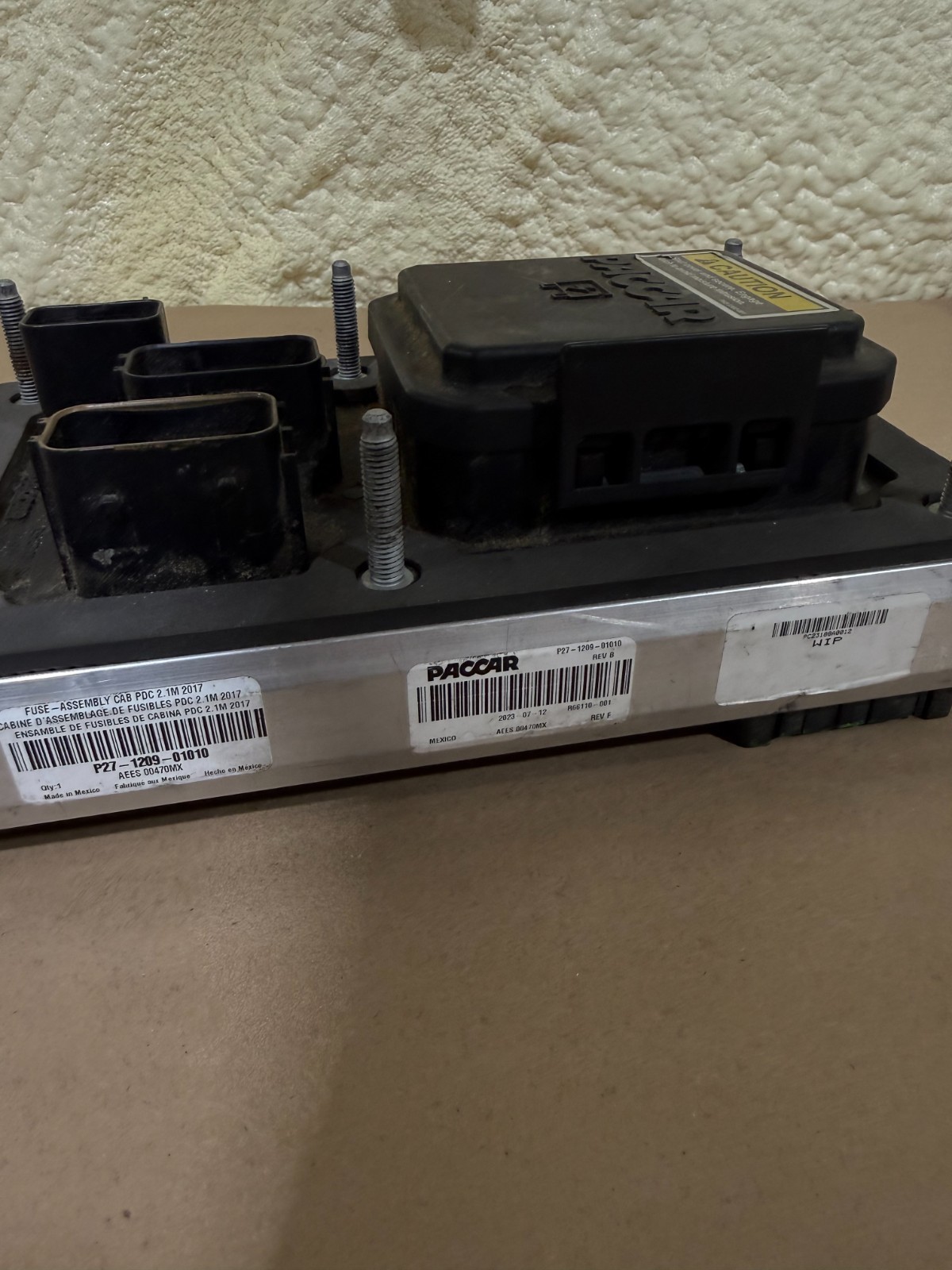 Genuine OEM Paccar P27-1209-01010 Cab PDC 2.1M Fuse Panel Assembly for Parts Onl